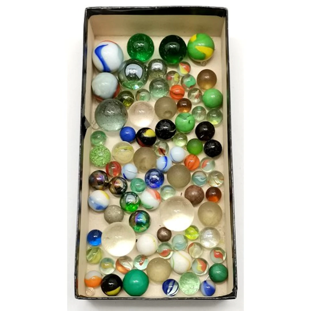 Quantity of antique and vintage marbles