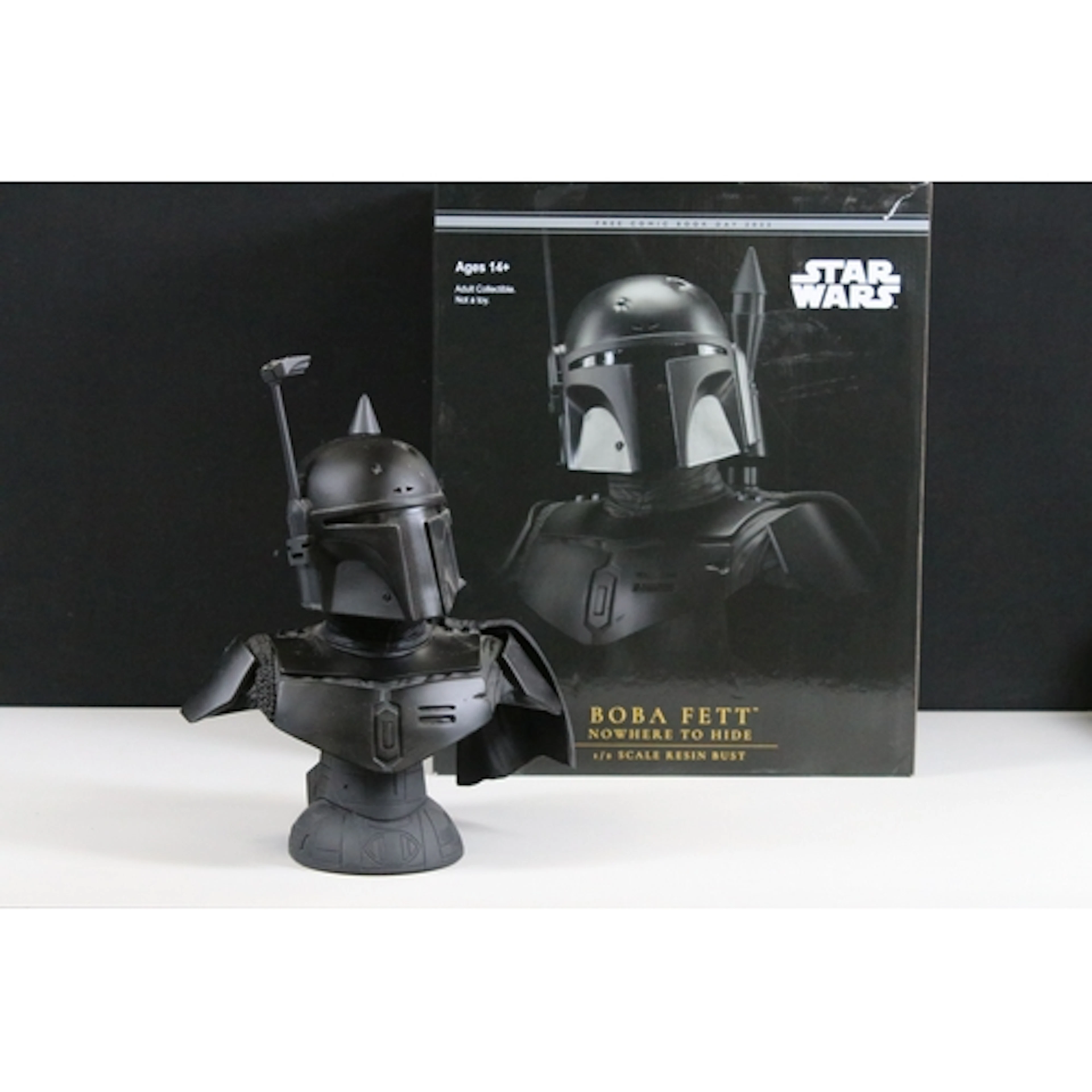 Star Wars - Boxed 1/2 scale Diamond Select Toys Legends in 3...