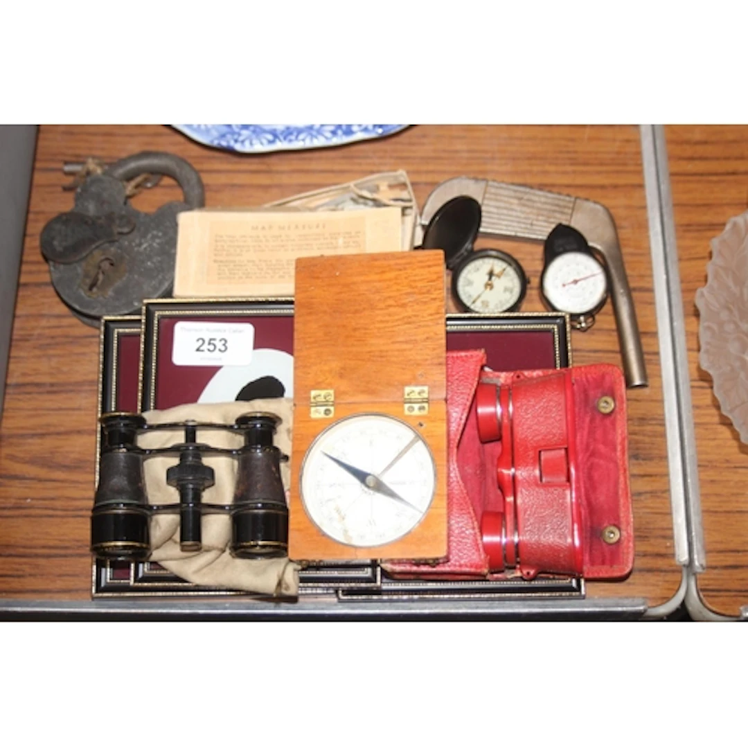 Opera glasses, framed silhouette portraits, compass, etc.