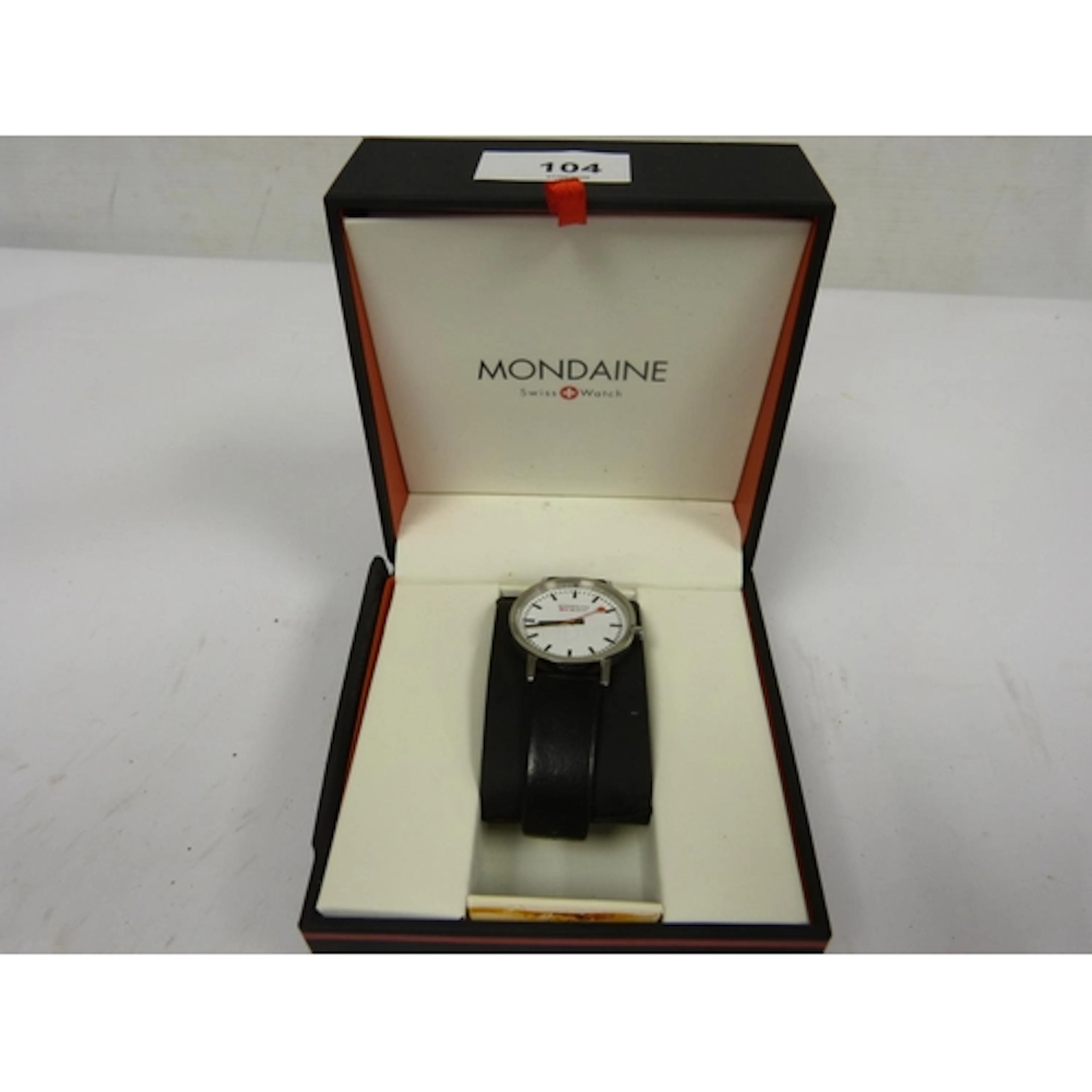 Gents modern Mondaine railway style watch.