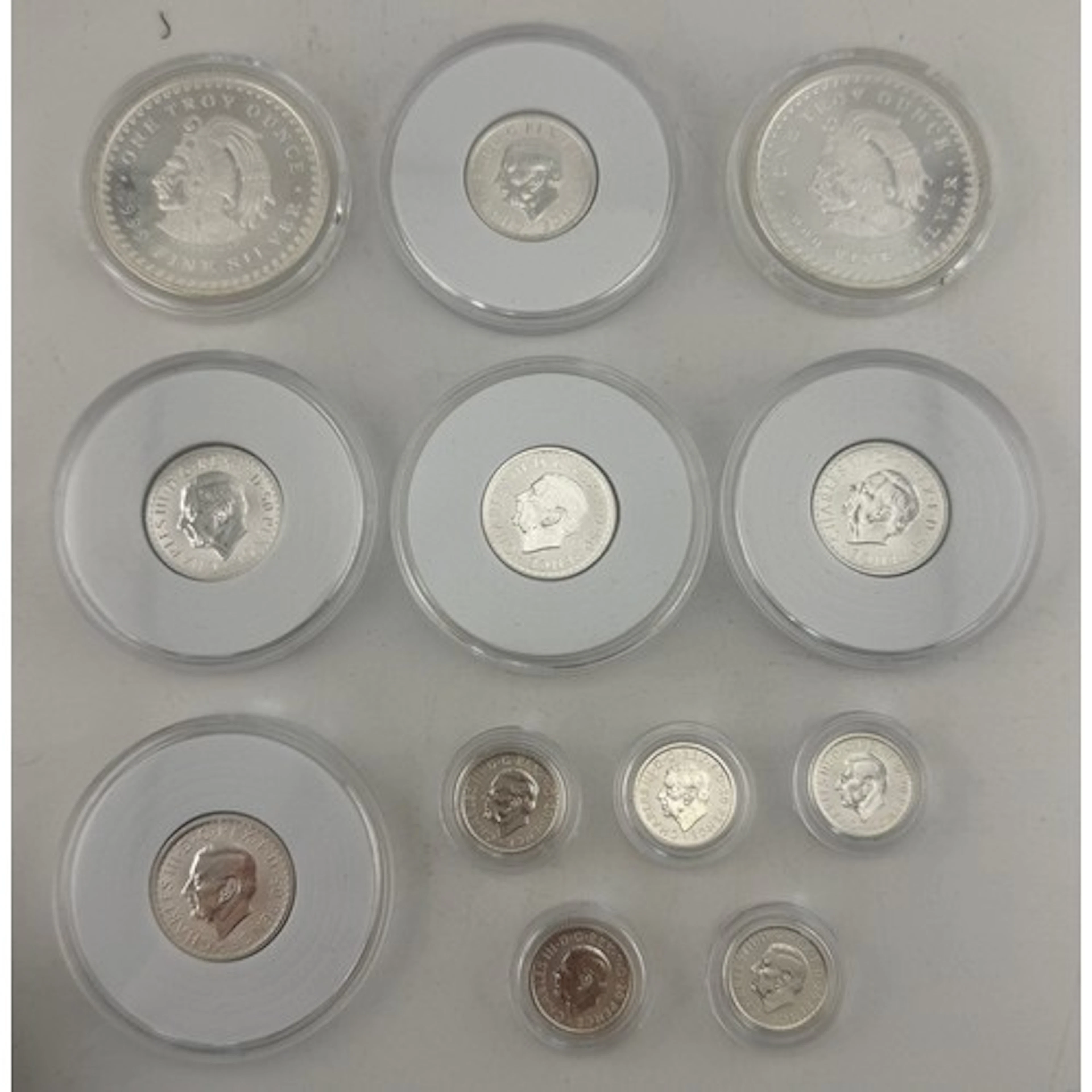 Coins to include 5 x 50p 1/4oz 999 Britannia Fine Silver, 5 ...