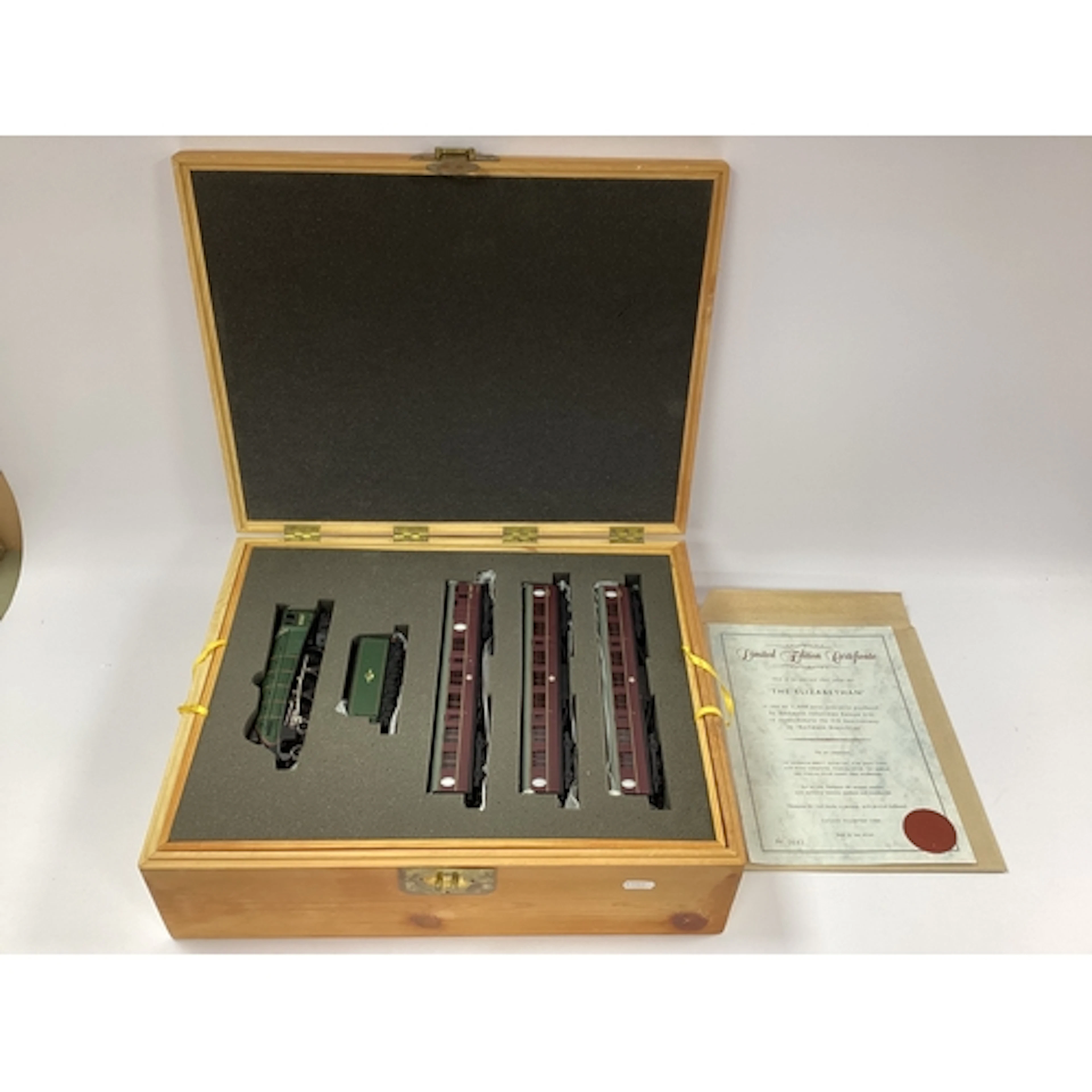 A Bachmann "OO" Gauge 'The Elizabethan' limited edition '5th...