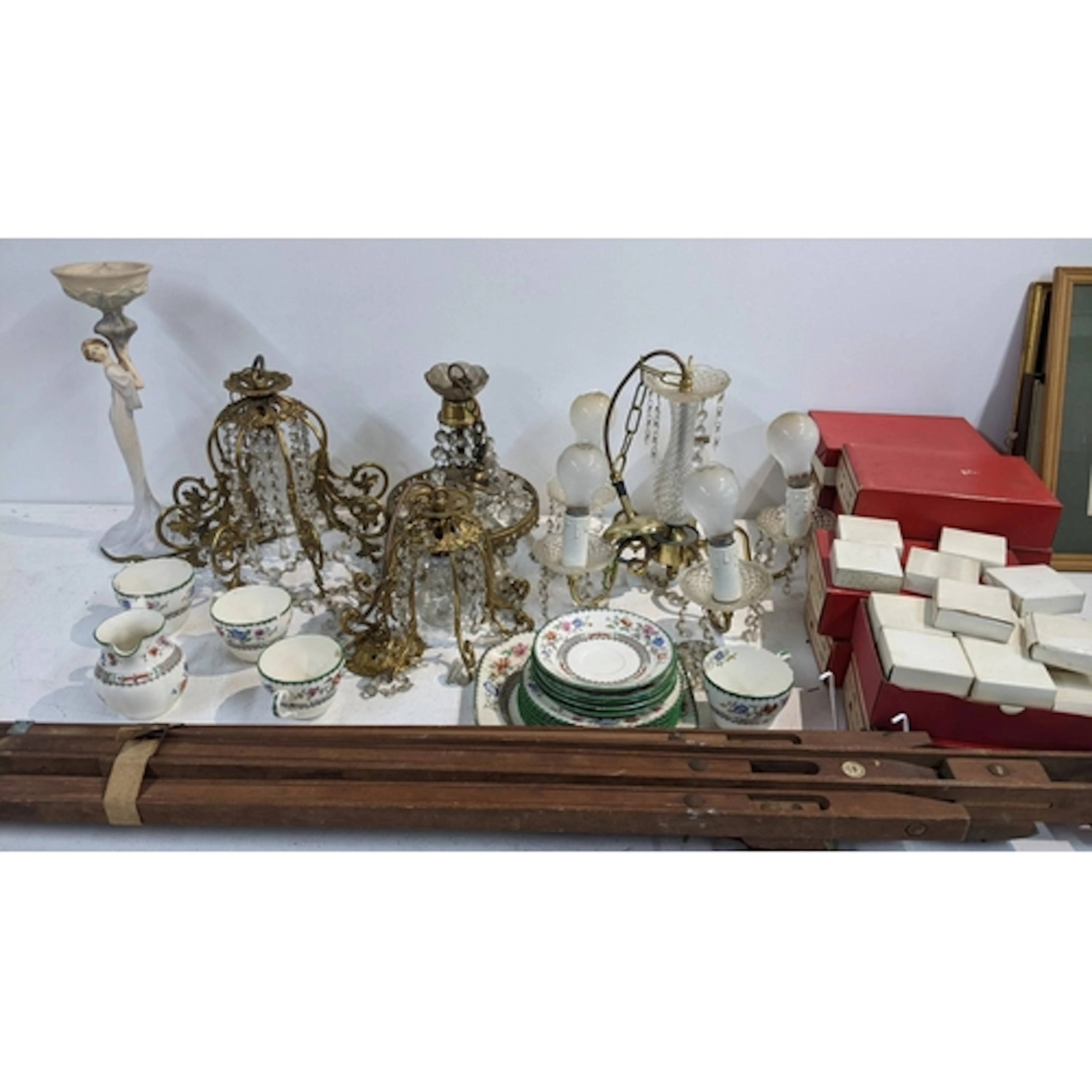 A mixed lot to include a Windsor & Newton artists easel, orn...