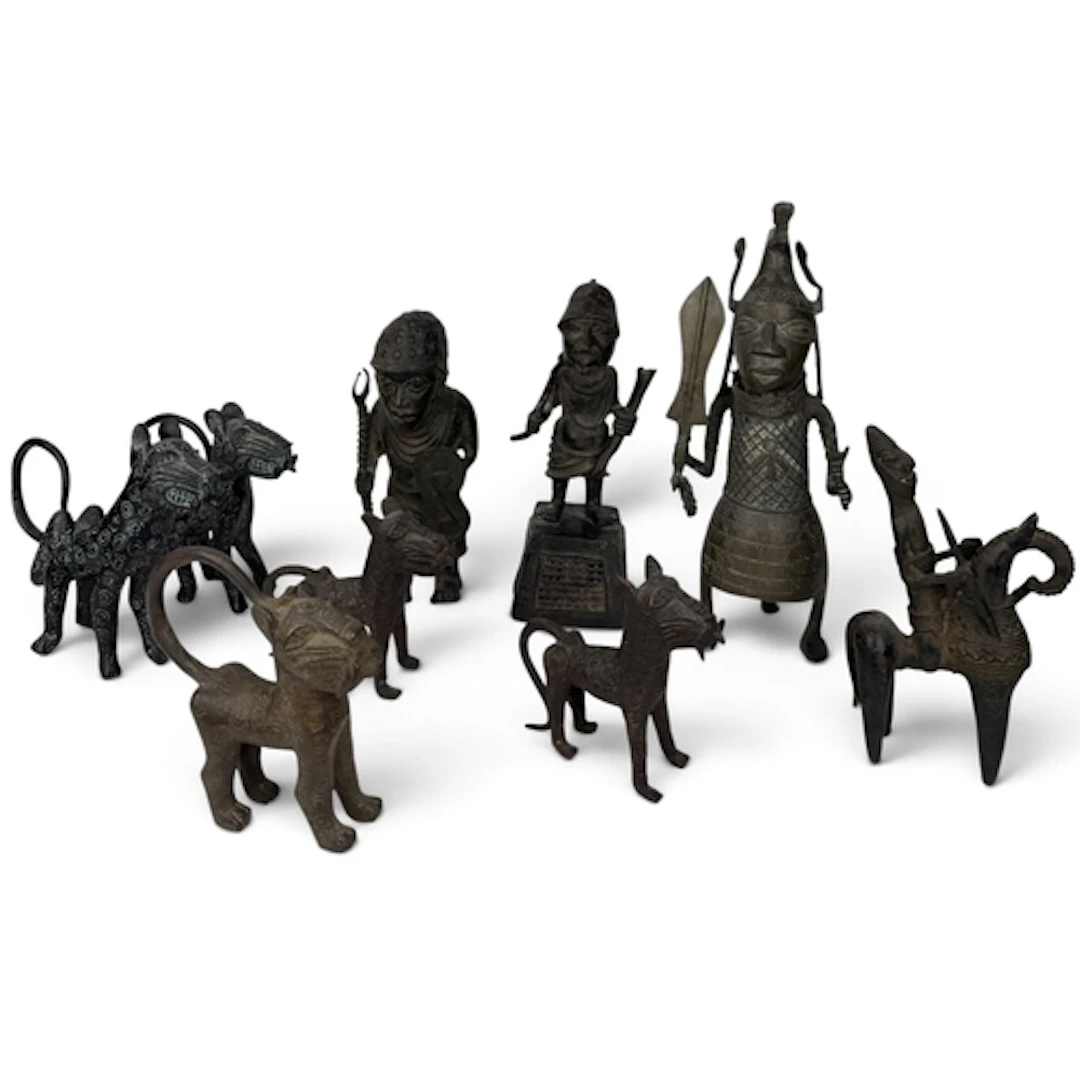 A GROUP OF BENIN STYLE BRONZES TO INCLUDE FIVE LEOPARDS, THR...