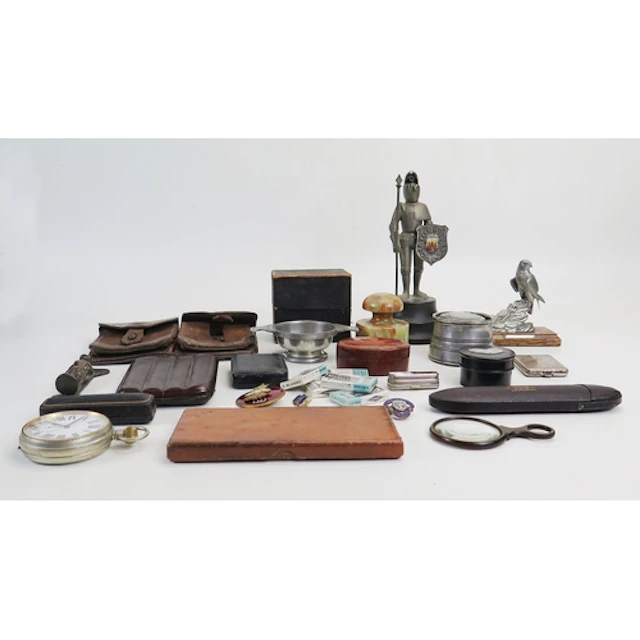 Assorted collectables including Royal Laos Gendarmerie badge...