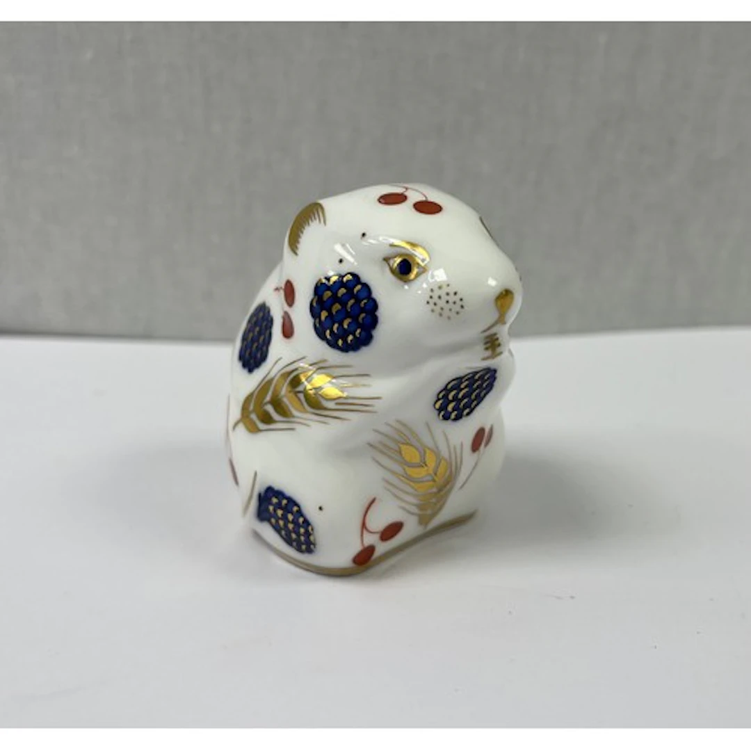 Royal Crown Derby mouse paperweight.