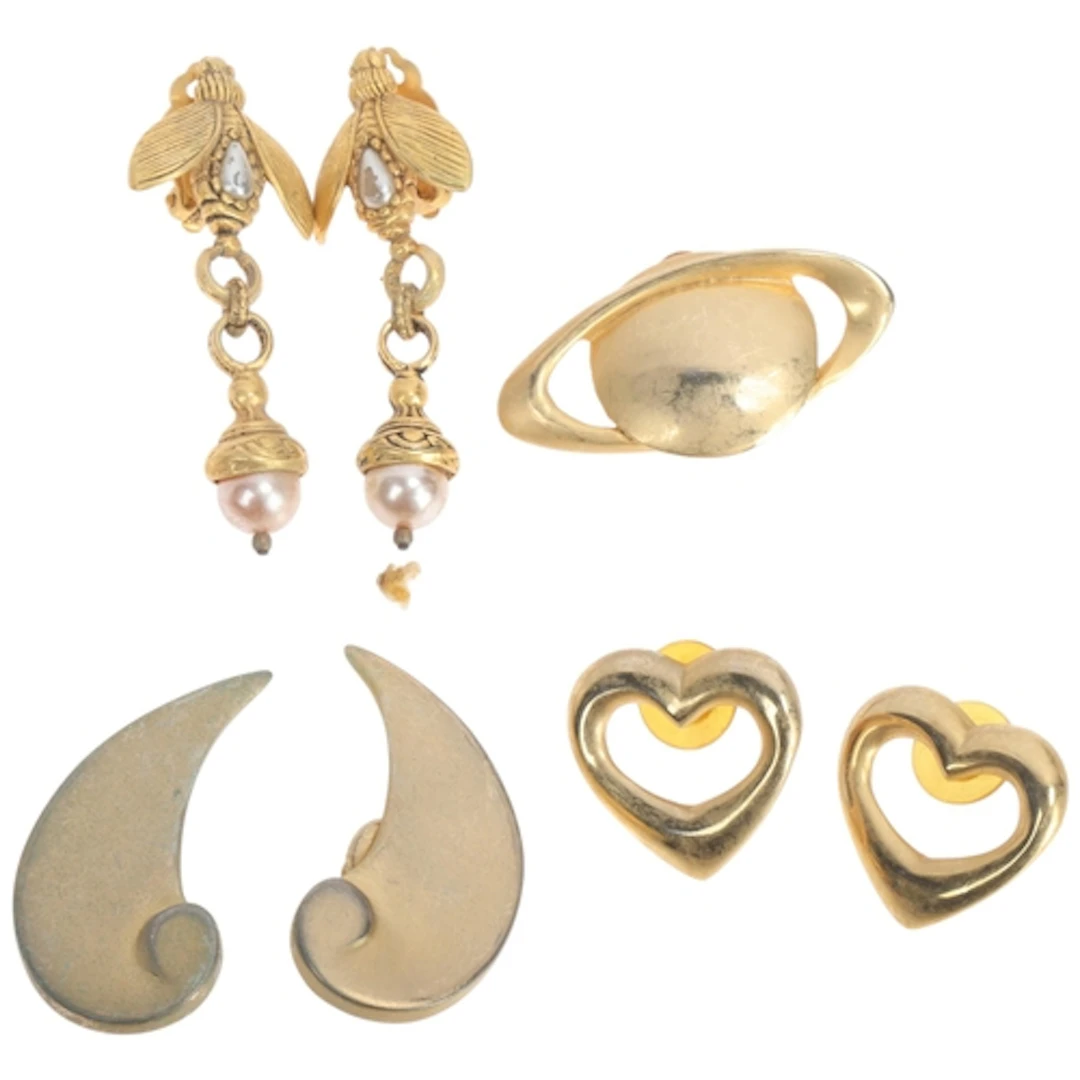 BUTLER & WILSON - various costume jewellery, including pair ...