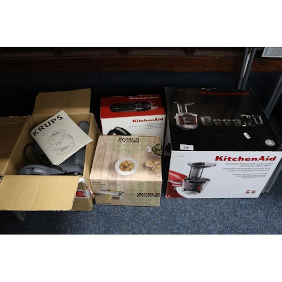 Kitchenaid juicer and hand mixer, a Craft Pasta Maker and a ...