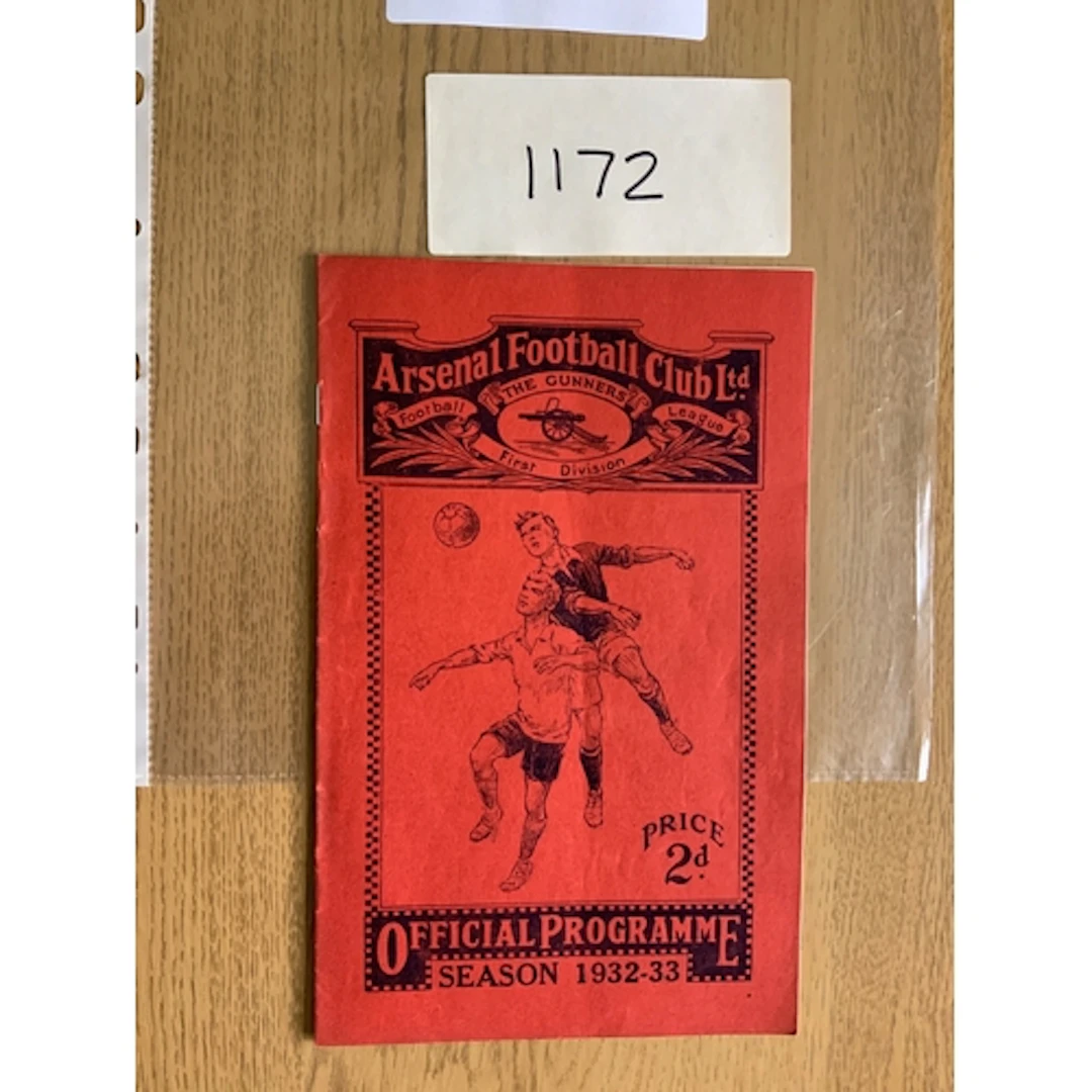 1932 - 1933 Arsenal v Racing Club Paris Football Programmes:...