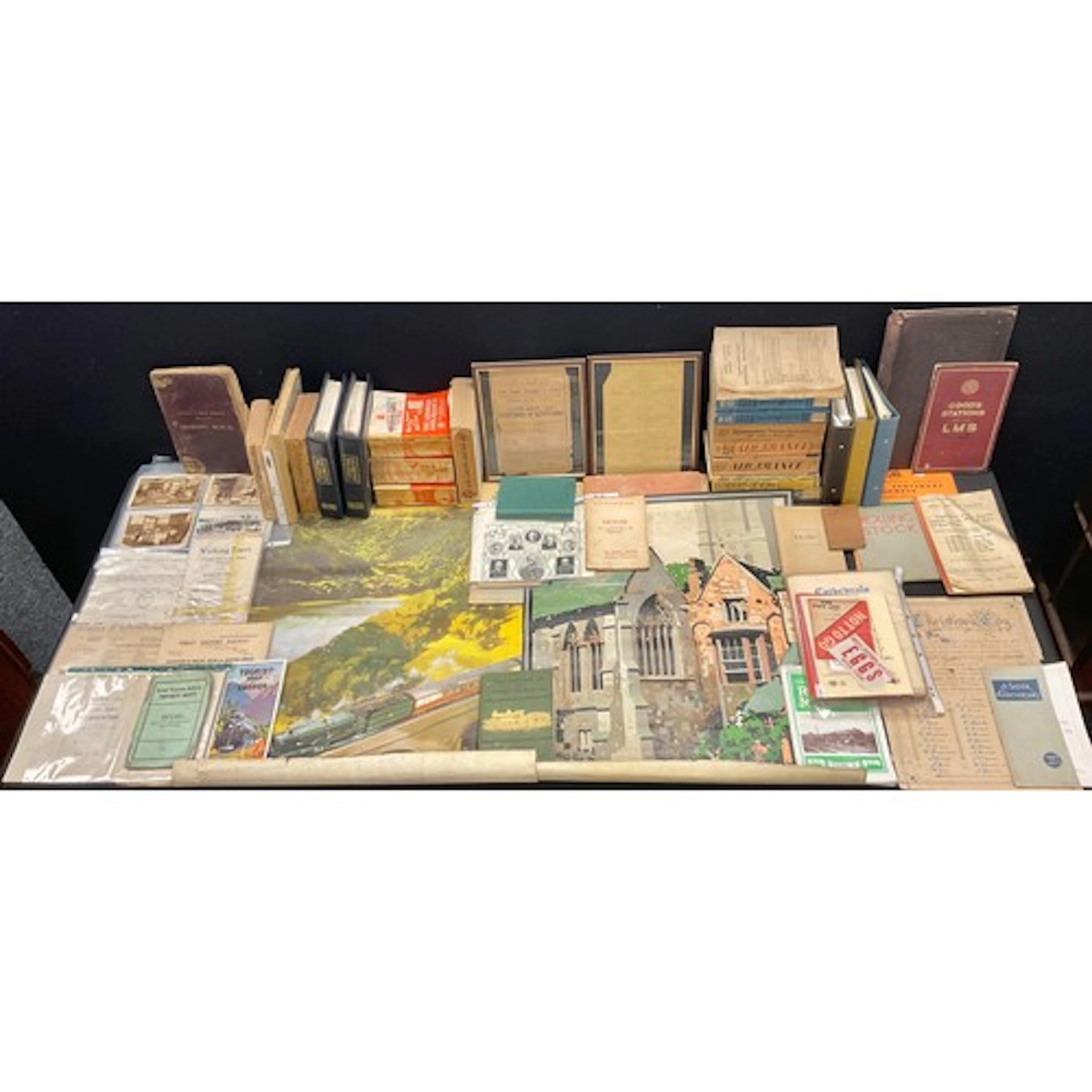 Books, Railwayana - Fraser, Maxwell, Holiday Haunts, publish...