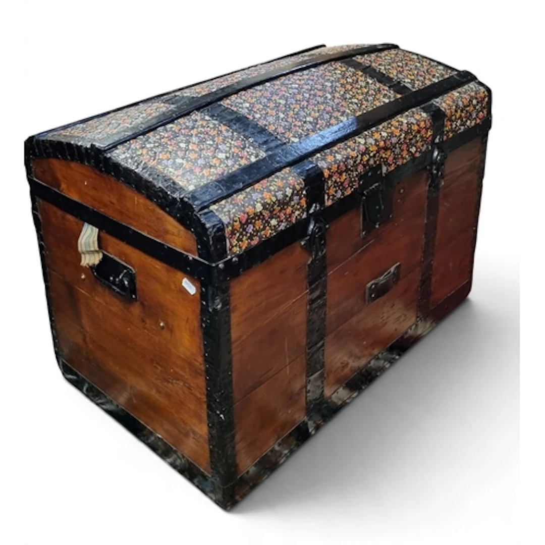 A good vintage 19th Century steamer domed Trunk.