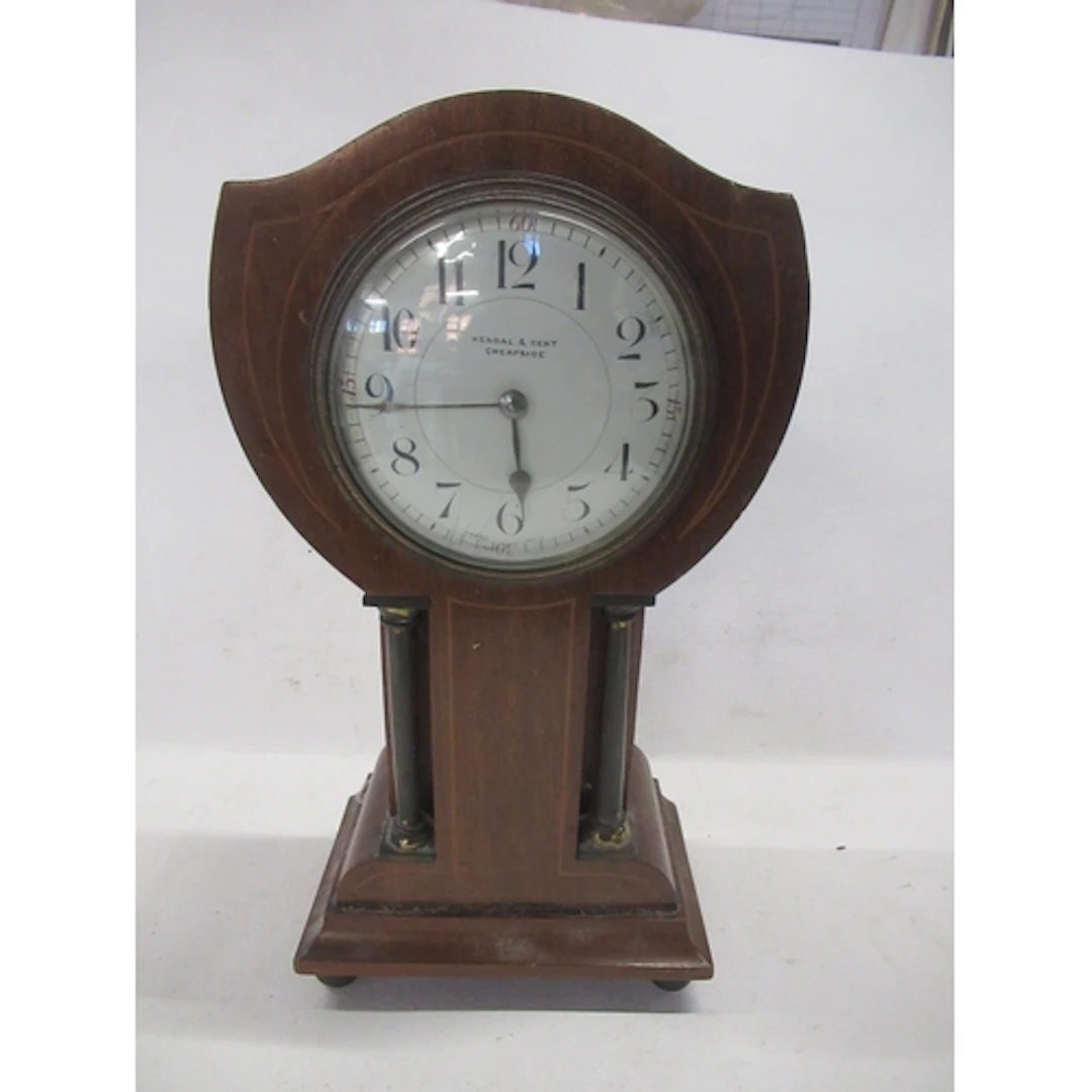 An Edwardian mahogany cased mantel clock