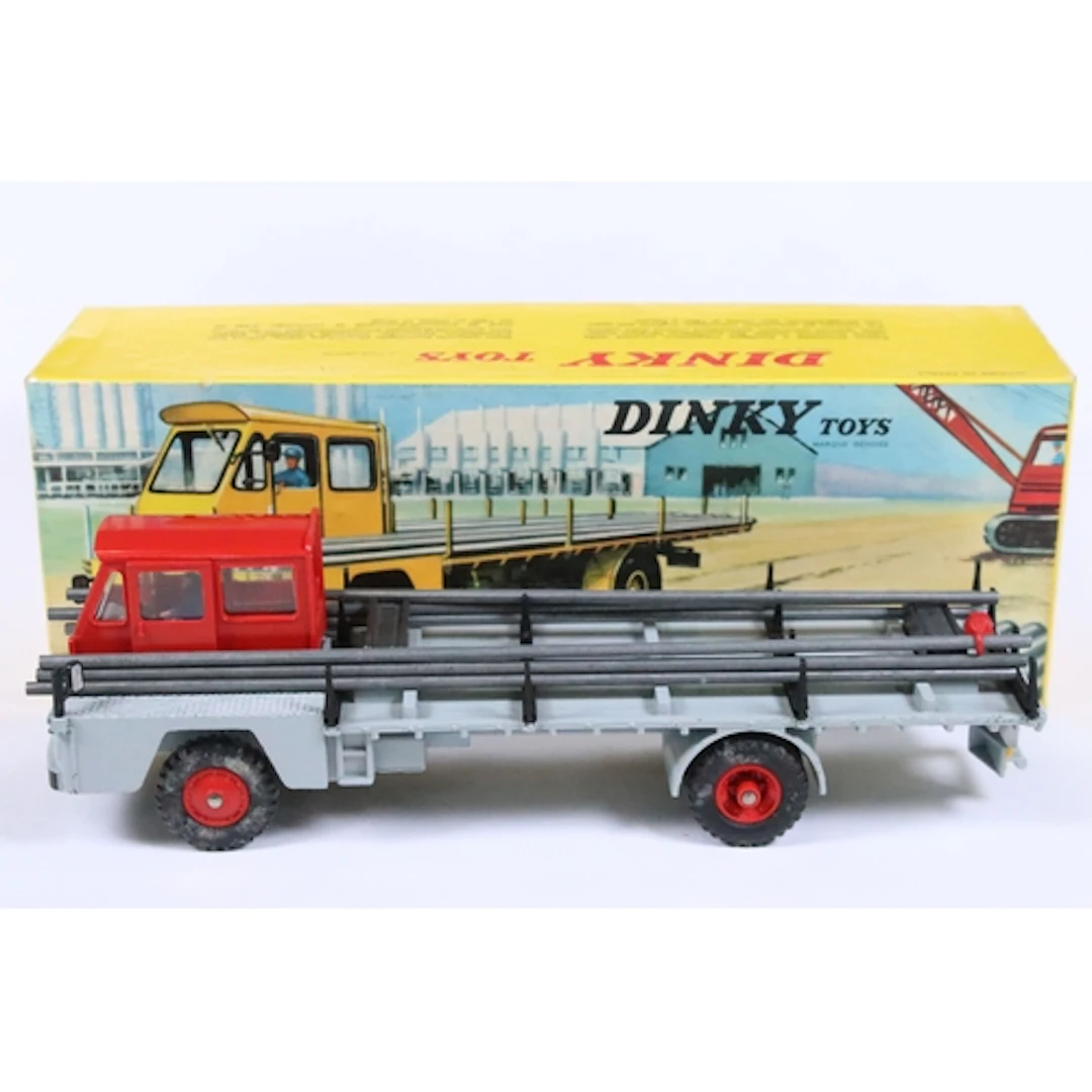 Boxed French Dinky 885 Camion Saviem Porte-fer diecast model...