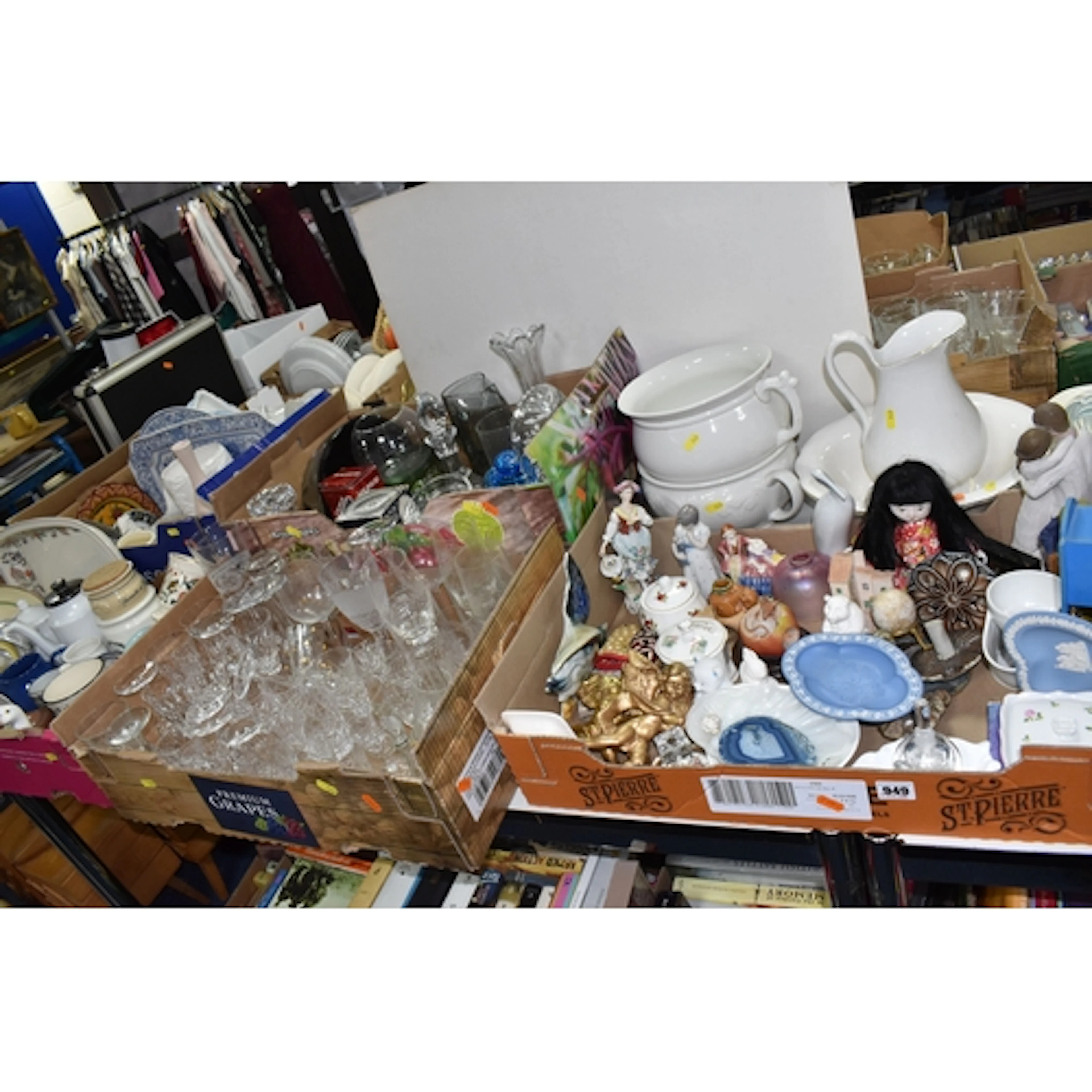 SIX BOXES AND LOOSE CERAMICS, GLASS AND SUNDRY ITEMS, to inc...