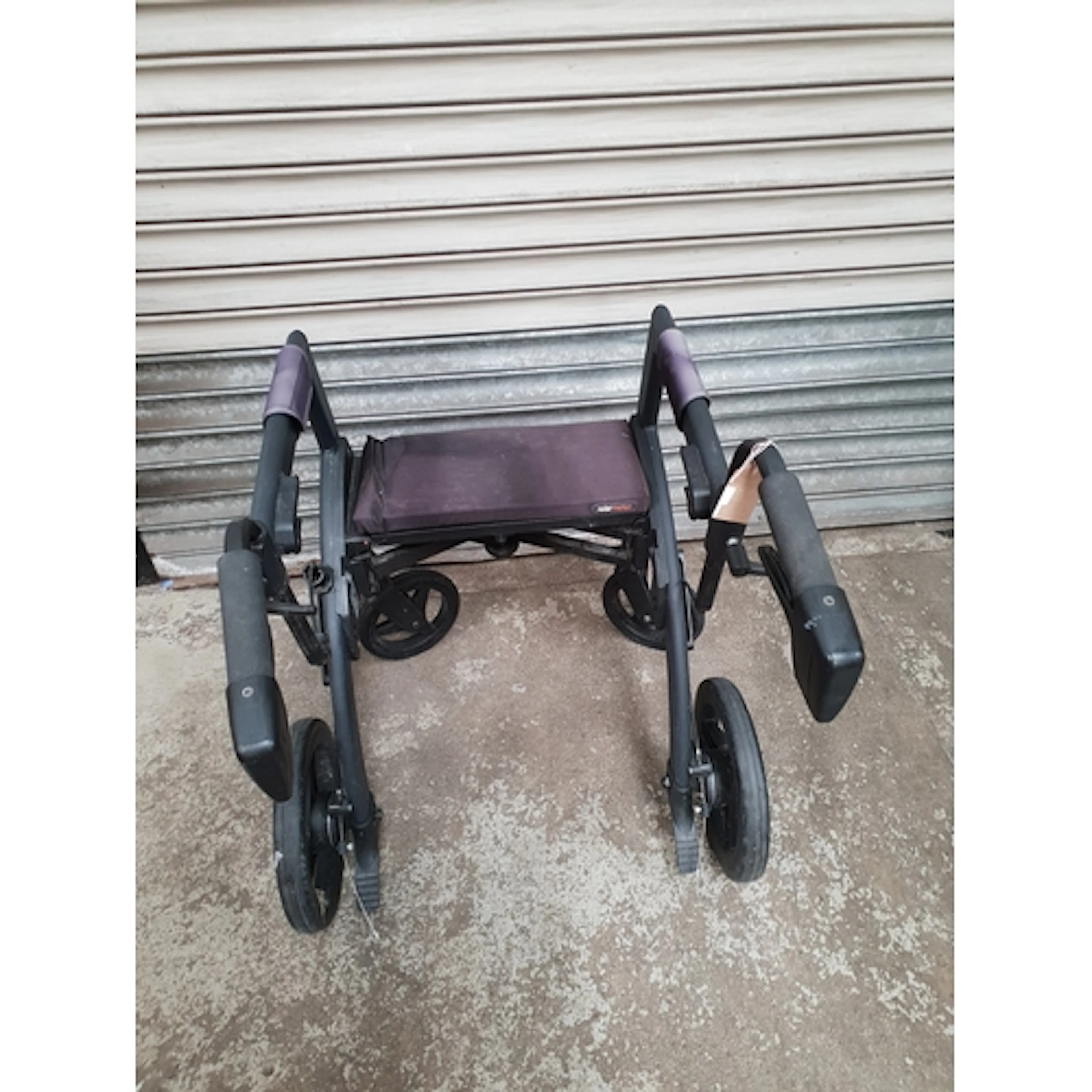 ONE ROLLZ MOTION 2 IN 1 ROLLATOR AND WHEELCHAIR