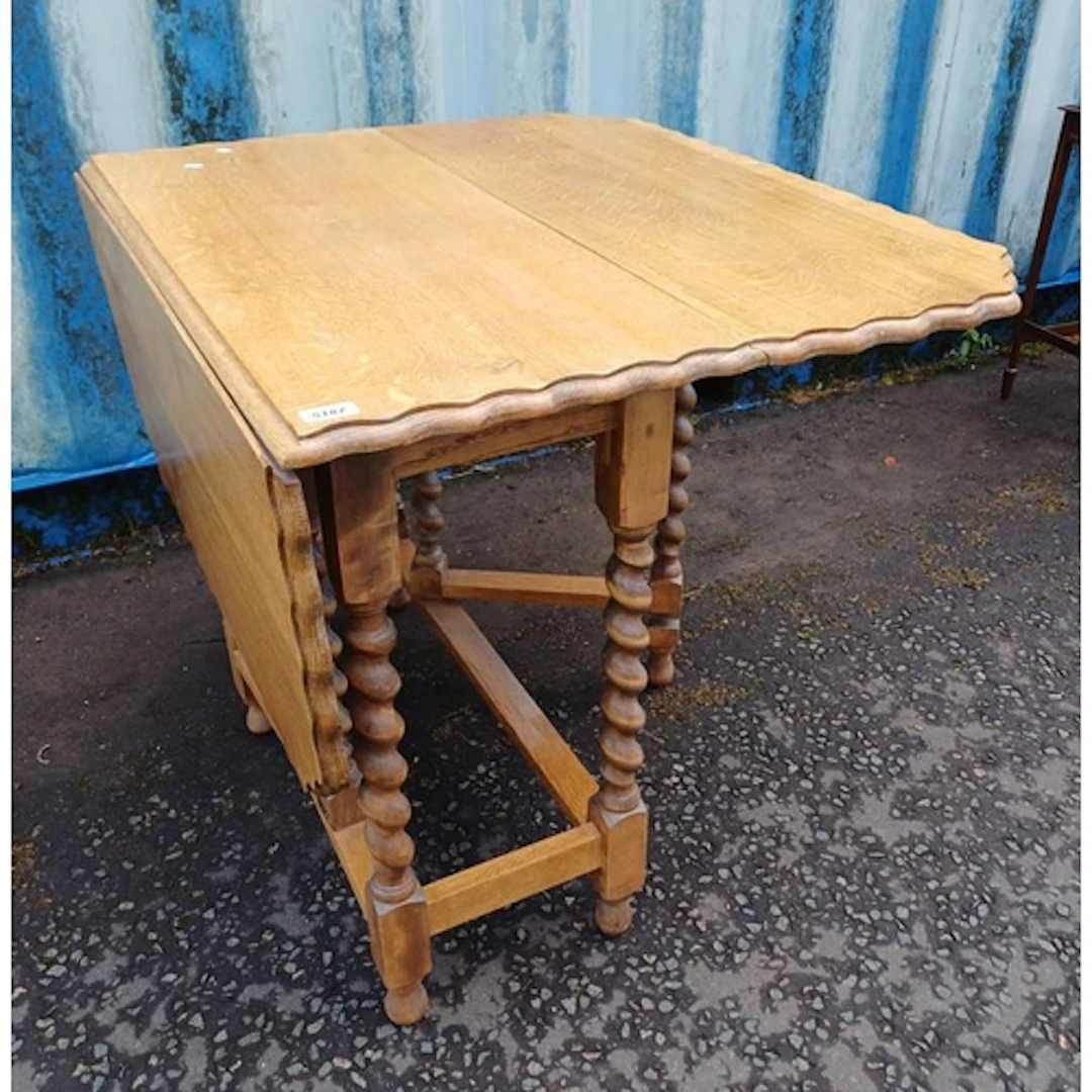 OAK DROP LEAF TABLE ON BARLEY TWIST SUPPORTS, 89CM WIDE