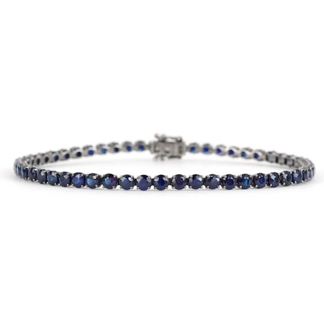 18ct white gold sapphire line bracelet, total sapphire weigh...