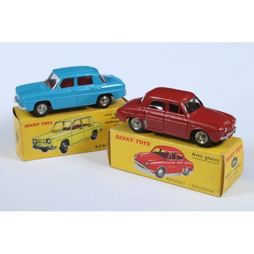 Two boxed French Dinky diecast models to include 524 Renault...