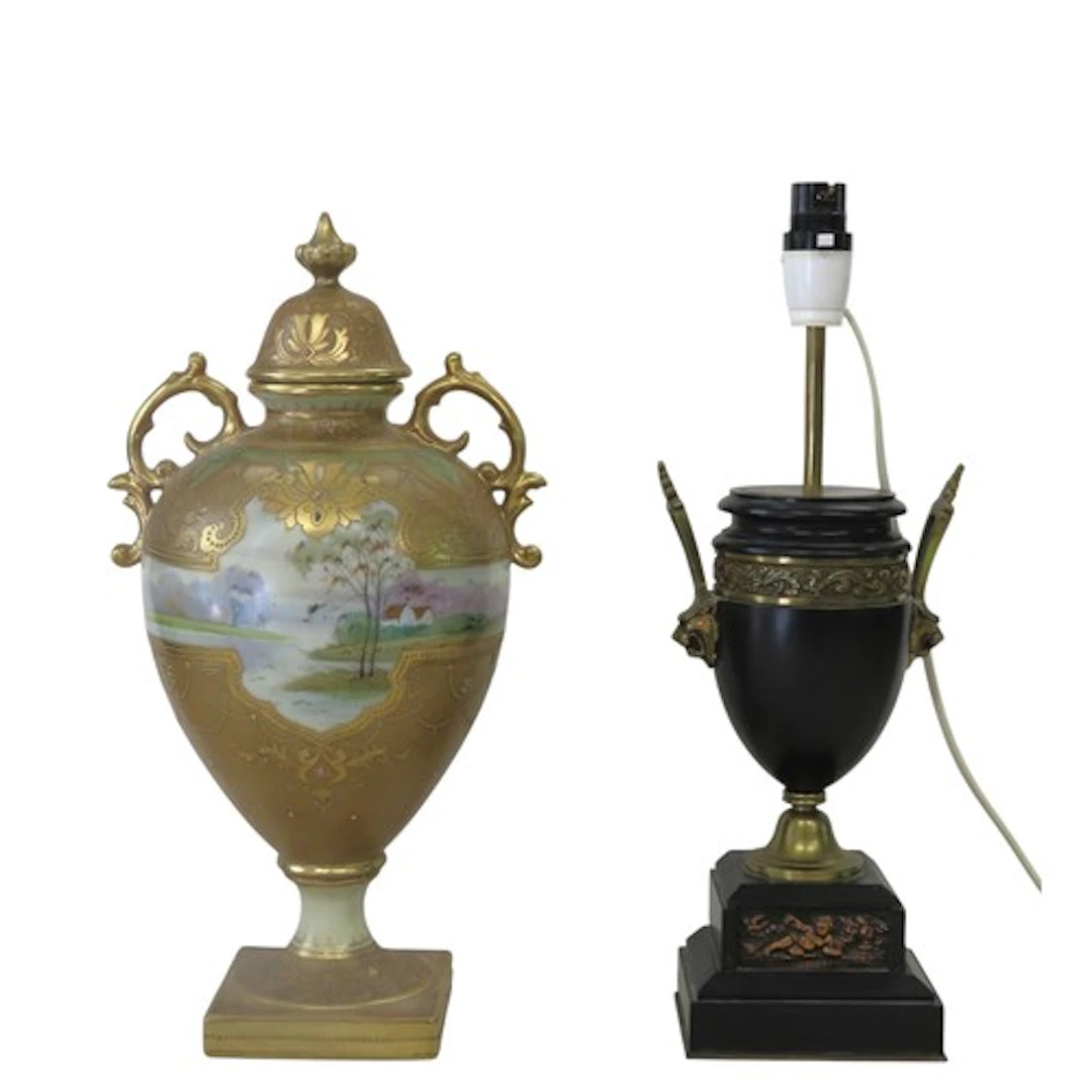 AN ELEGANT NORITAKE VASE EARLY 20TH CENTURY with twin scroll...