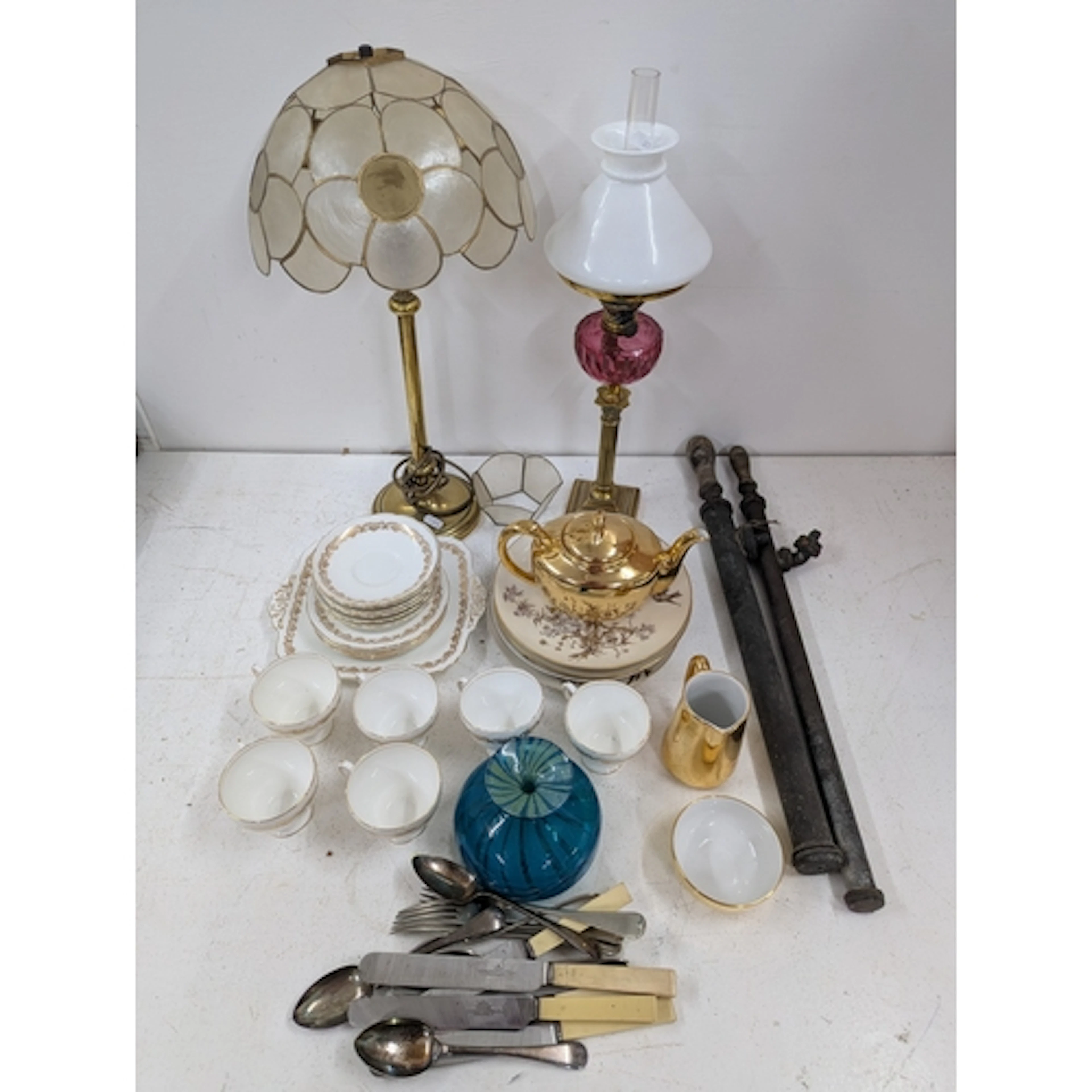 A mixed lot to include a vintage garden syringe pump, part F...