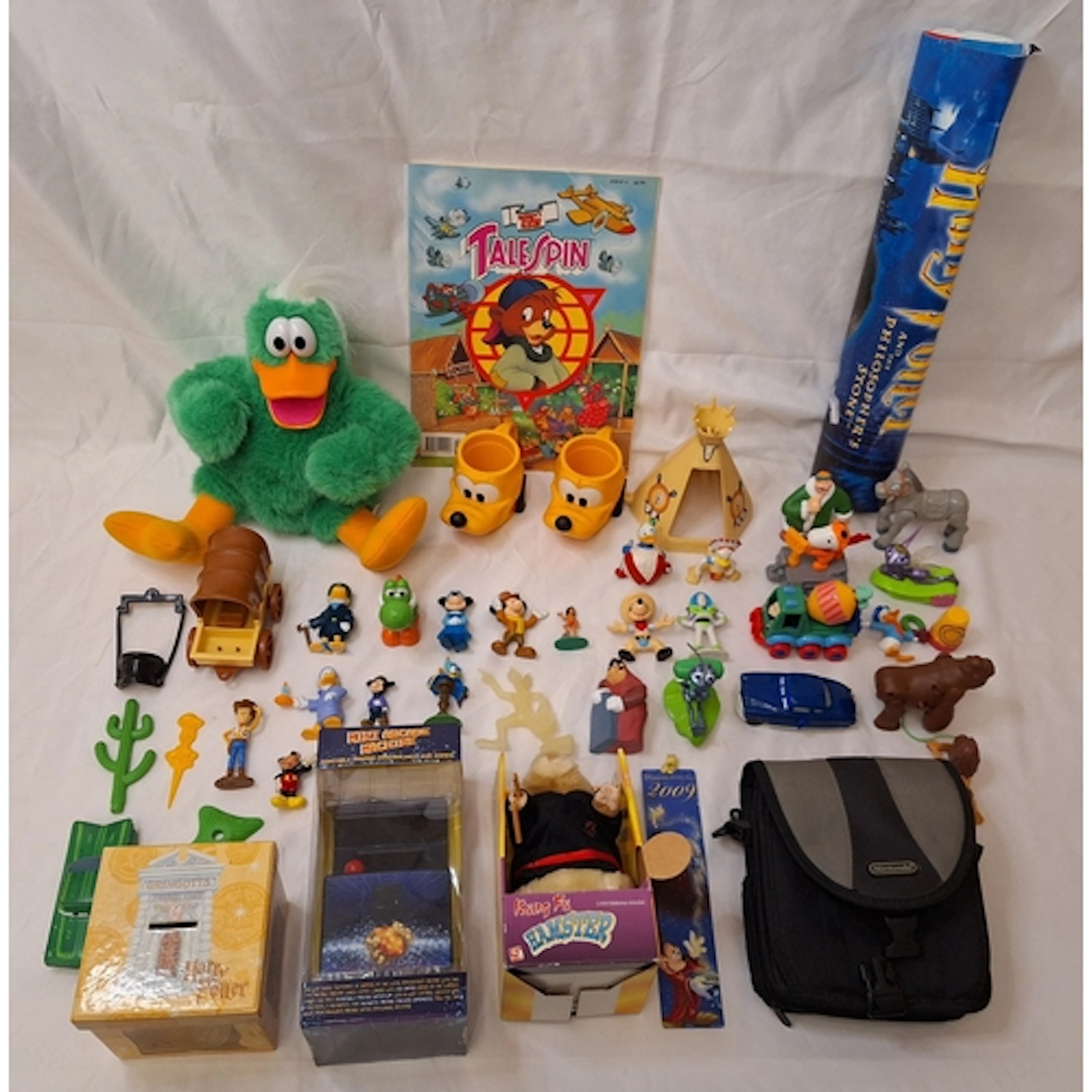 Dudley Duck, Nintendo game bag, Harry Potter cardboard money...