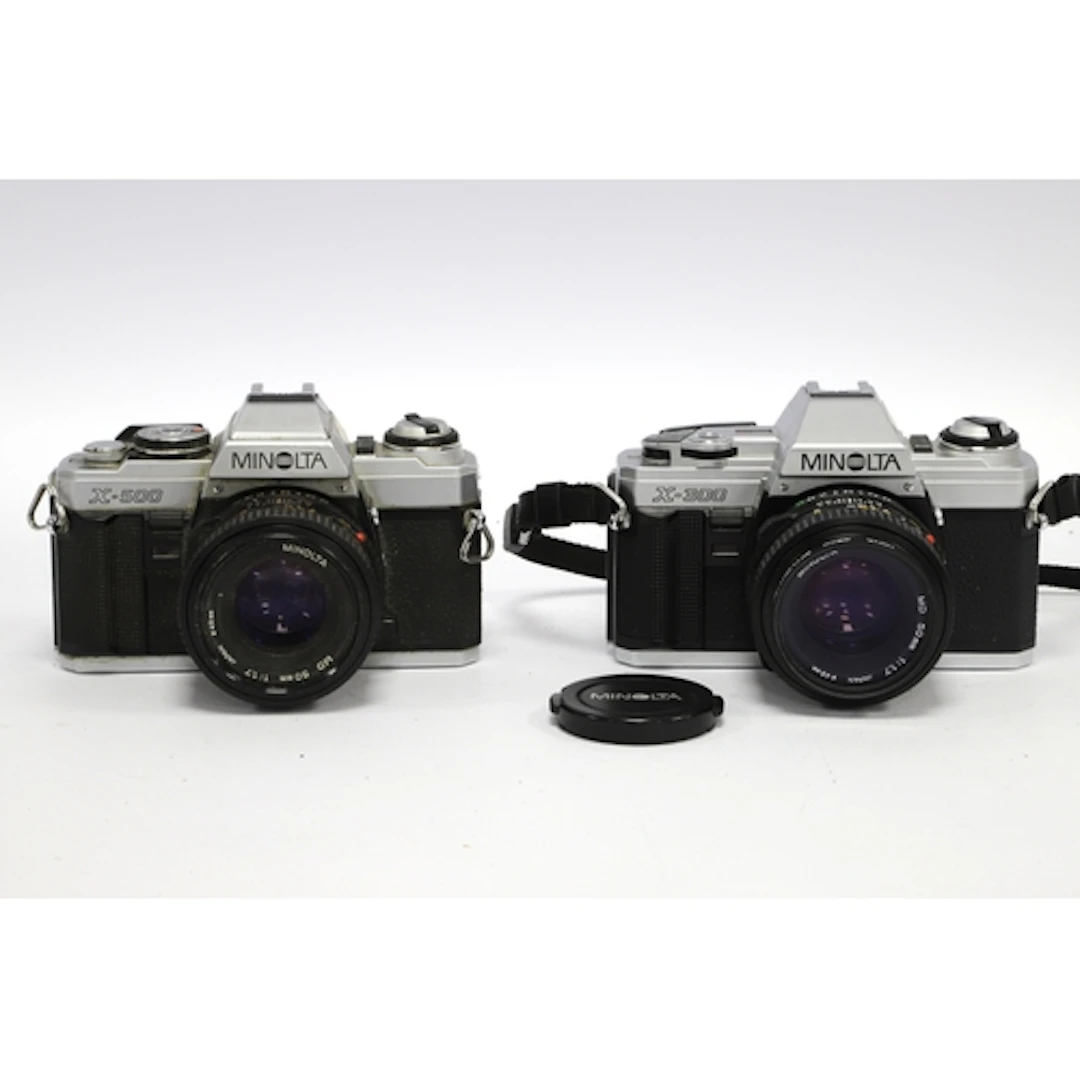 Minolta X-500 35mm SLR Film Camera with attached Minolta MD ...