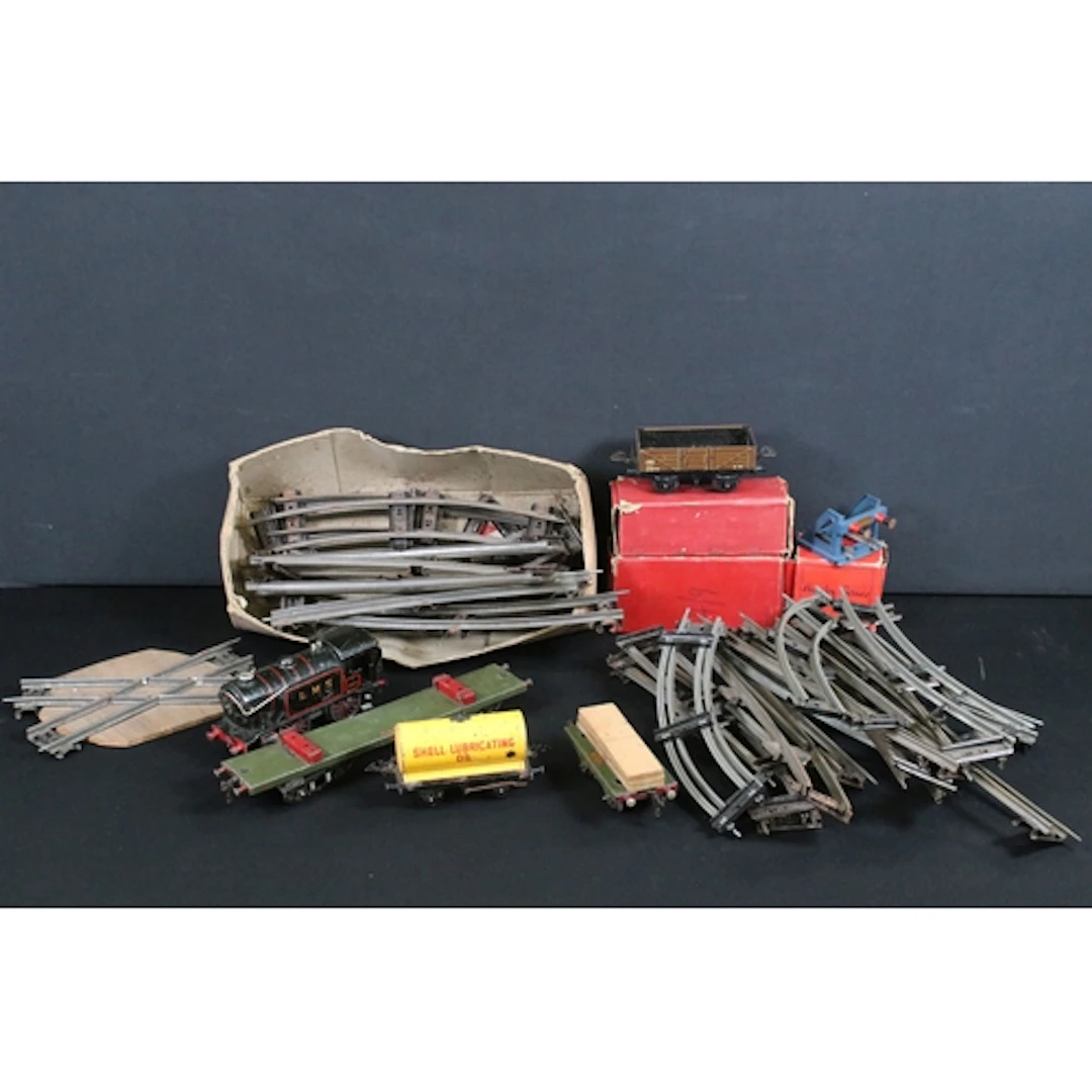 Collection of Hornby O gauge model railway to include 0-4-0 ...