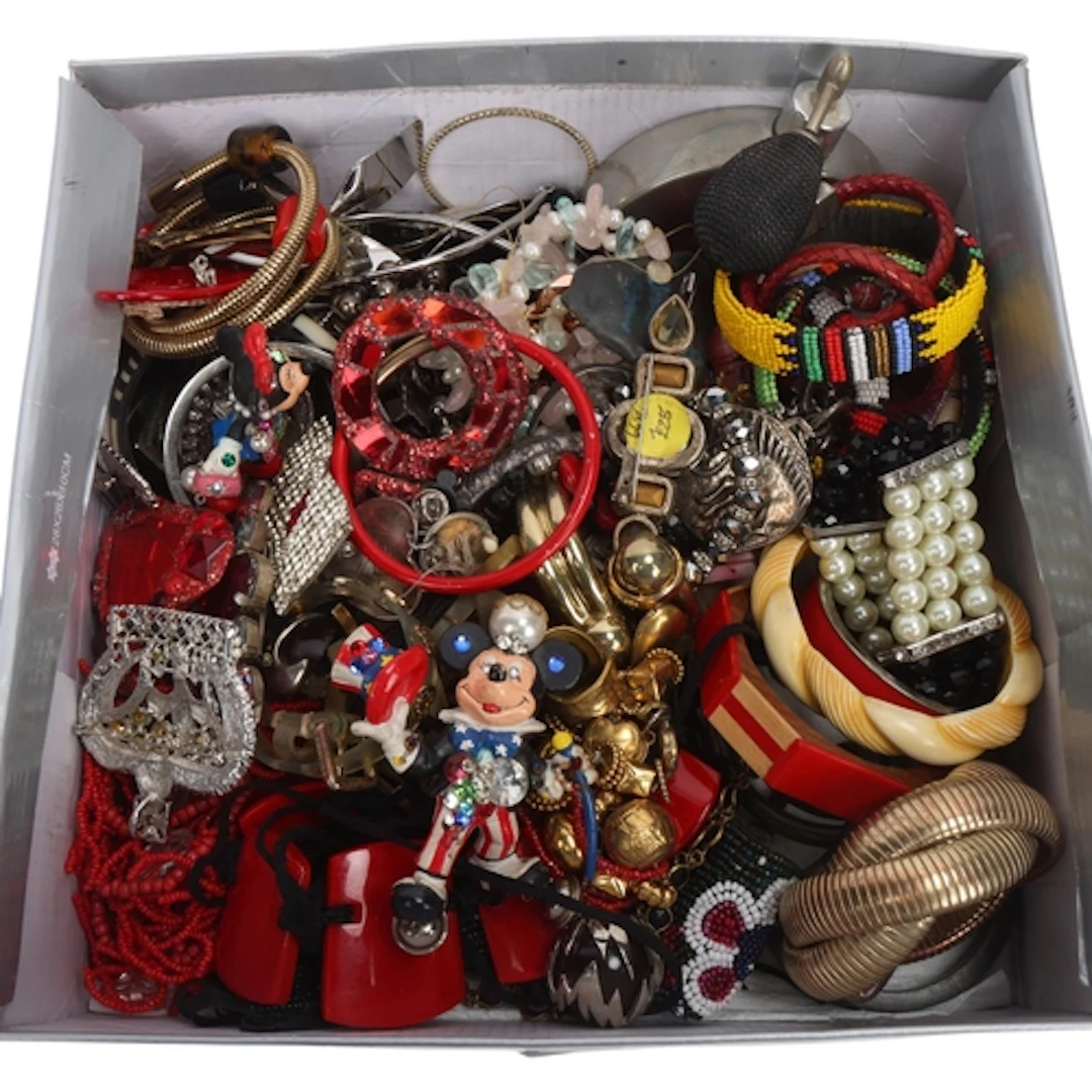 A large quantity of costume jewellery, including bracelets, ...