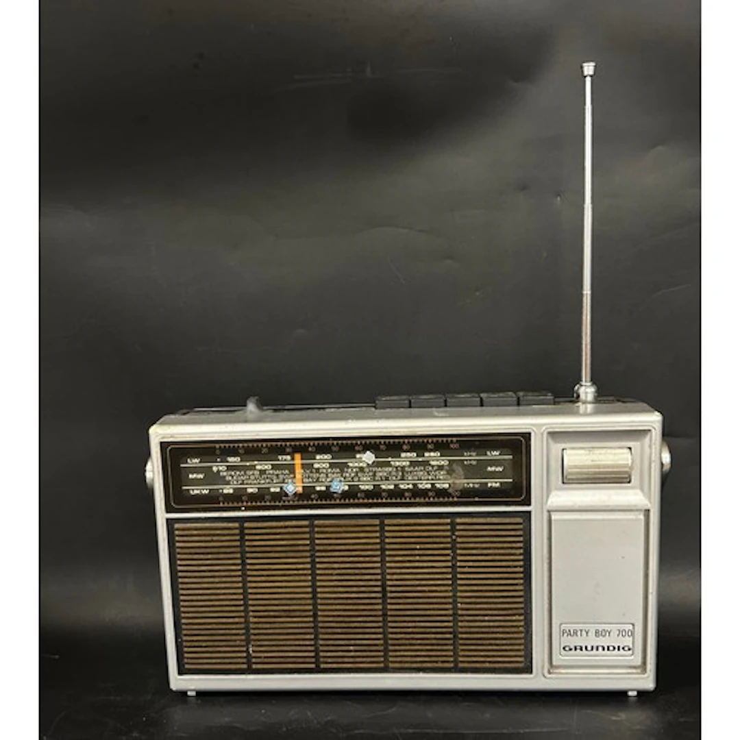 A Grundig Party Boy 700 vintage radio