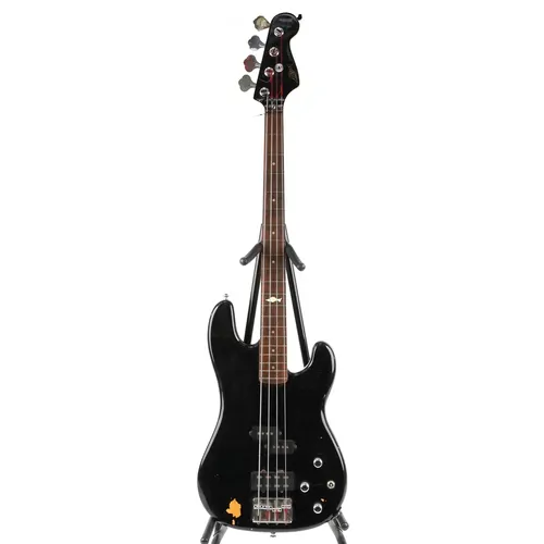 A Marlin Sidewinder electric four string bass guitar finishe... | Barnebys