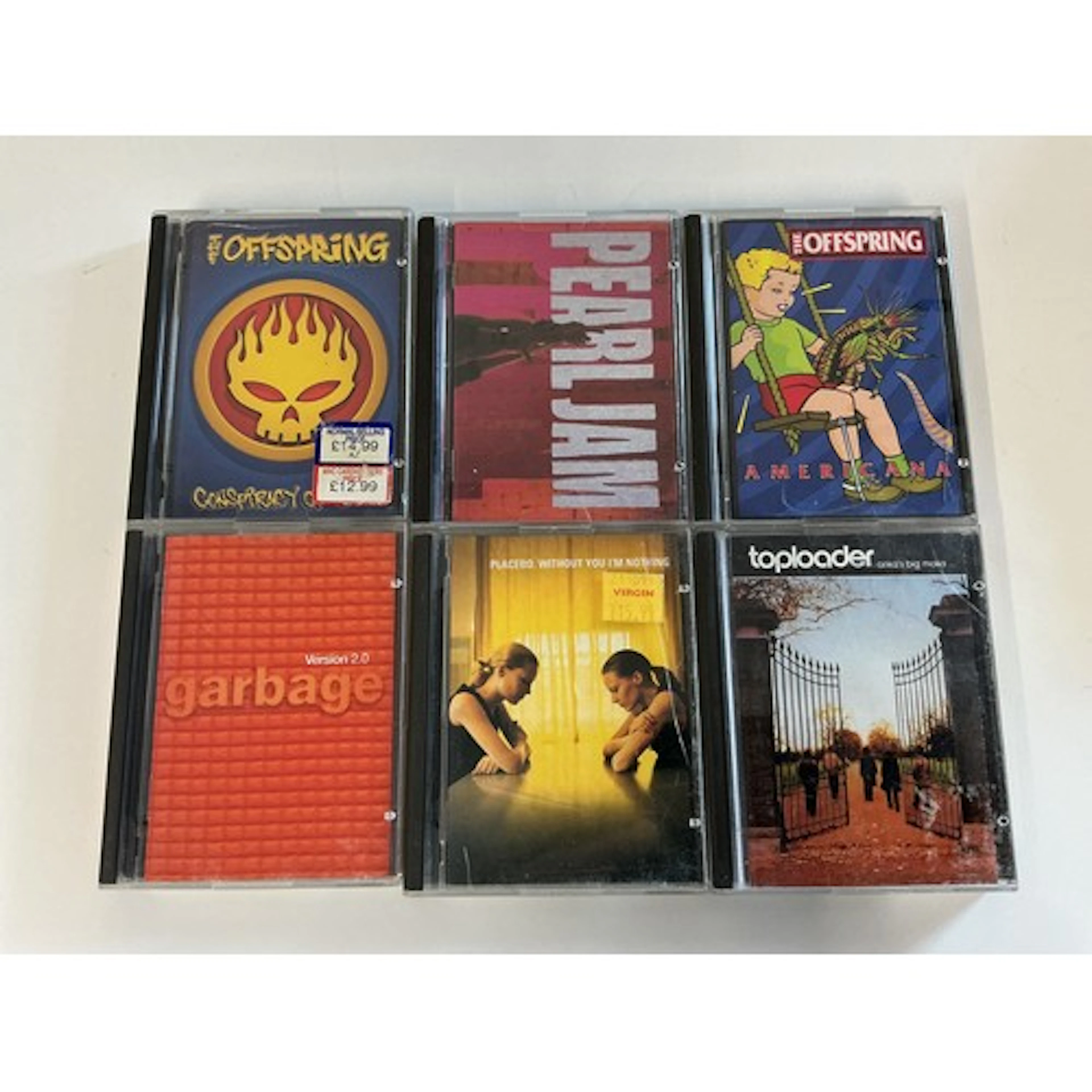 Six minidiscs by various artists comprising Pearl Jam, The O...