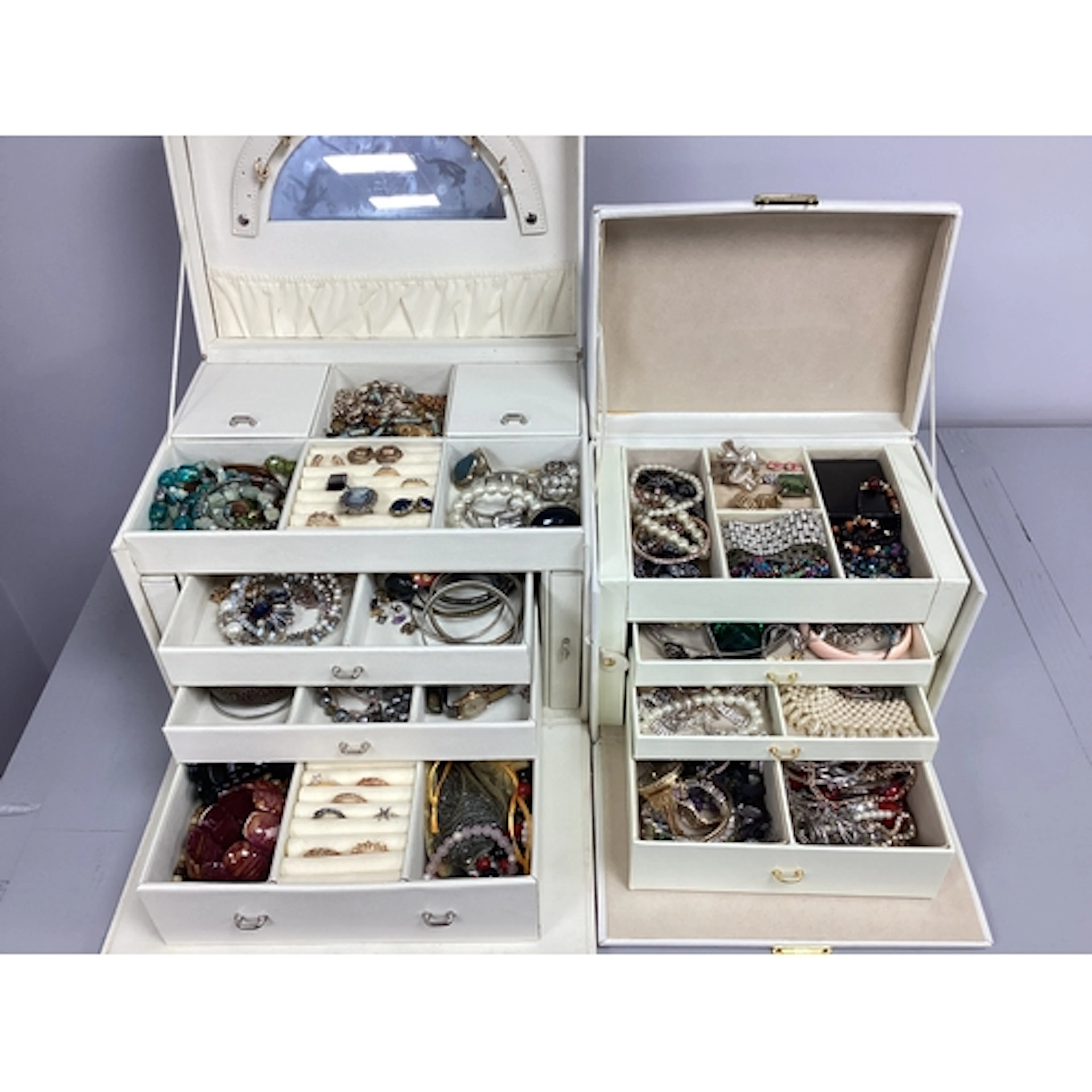An Assortment of Modern Costume Jewellery, to include diaman...