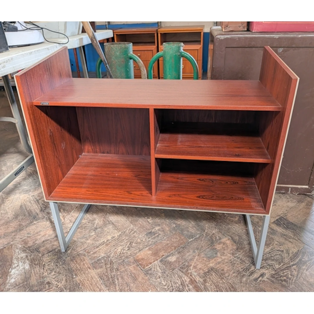 Bang & Olufsen media unit or stand, 30" wide
