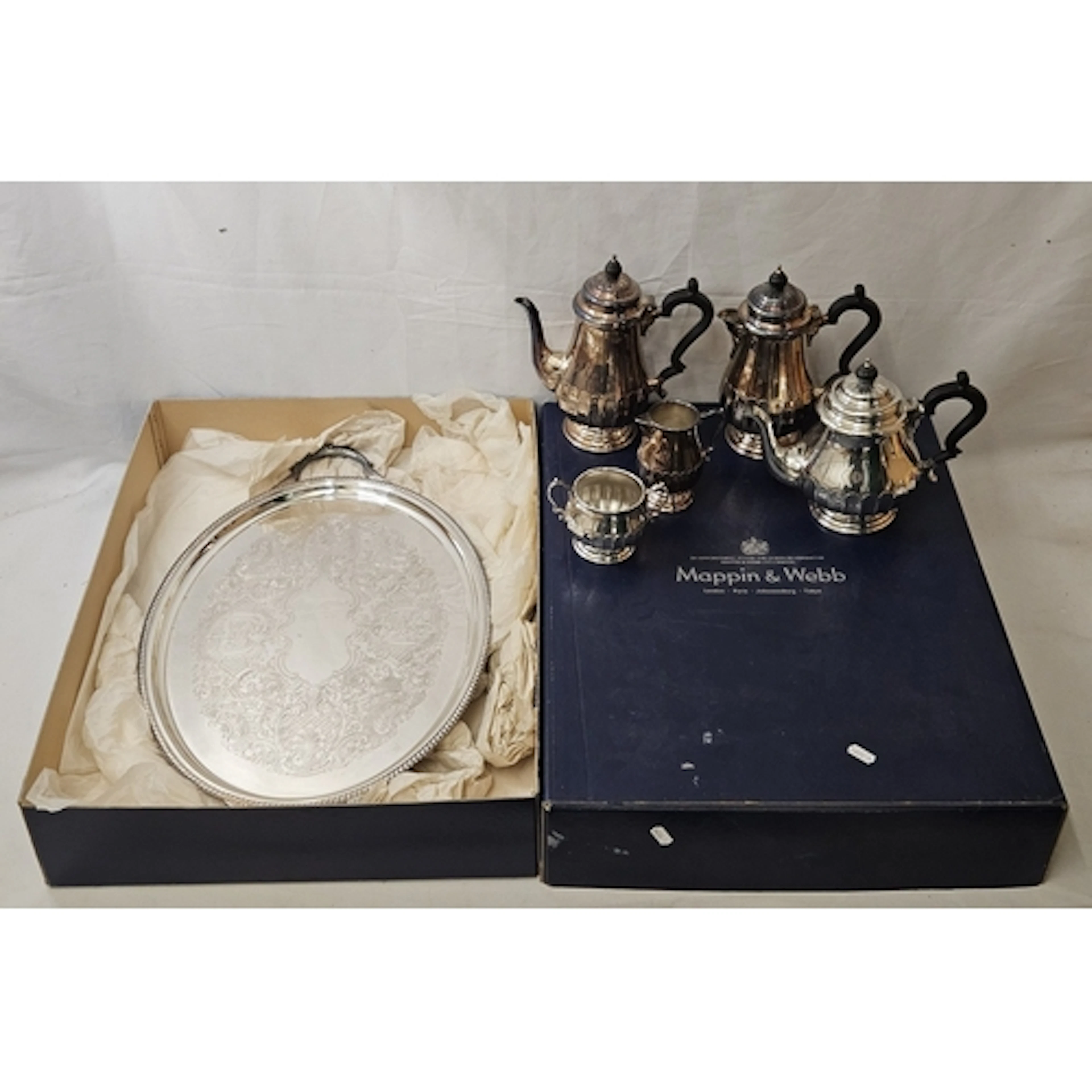 Mappin & Webb as new silver plated tea/coffee service incl. ...