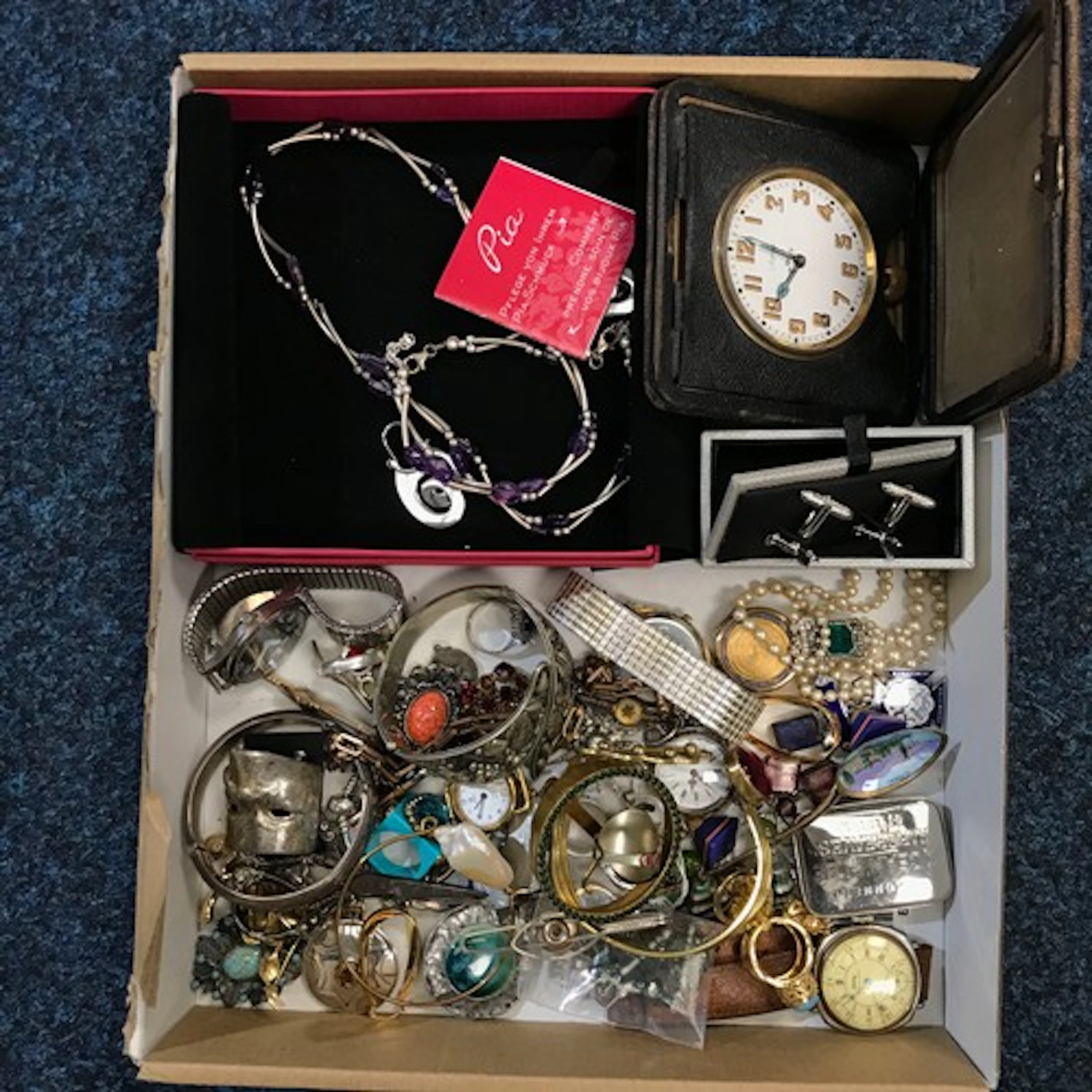 Three Poedagar quartz wristwatches, seemingly unused, two bo...