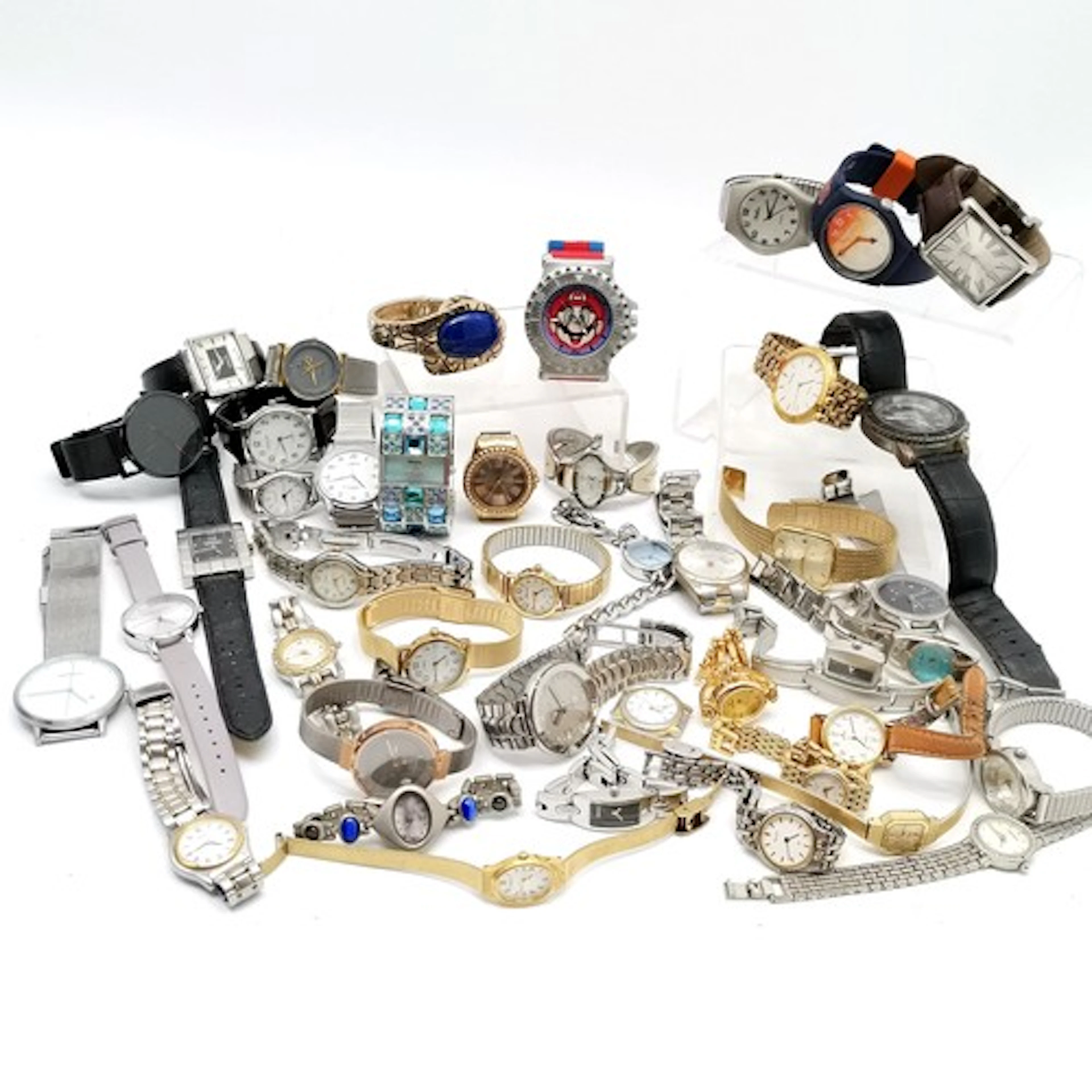 Qty of quartz wristwatches inc Super Mario, Superdry, Terner...