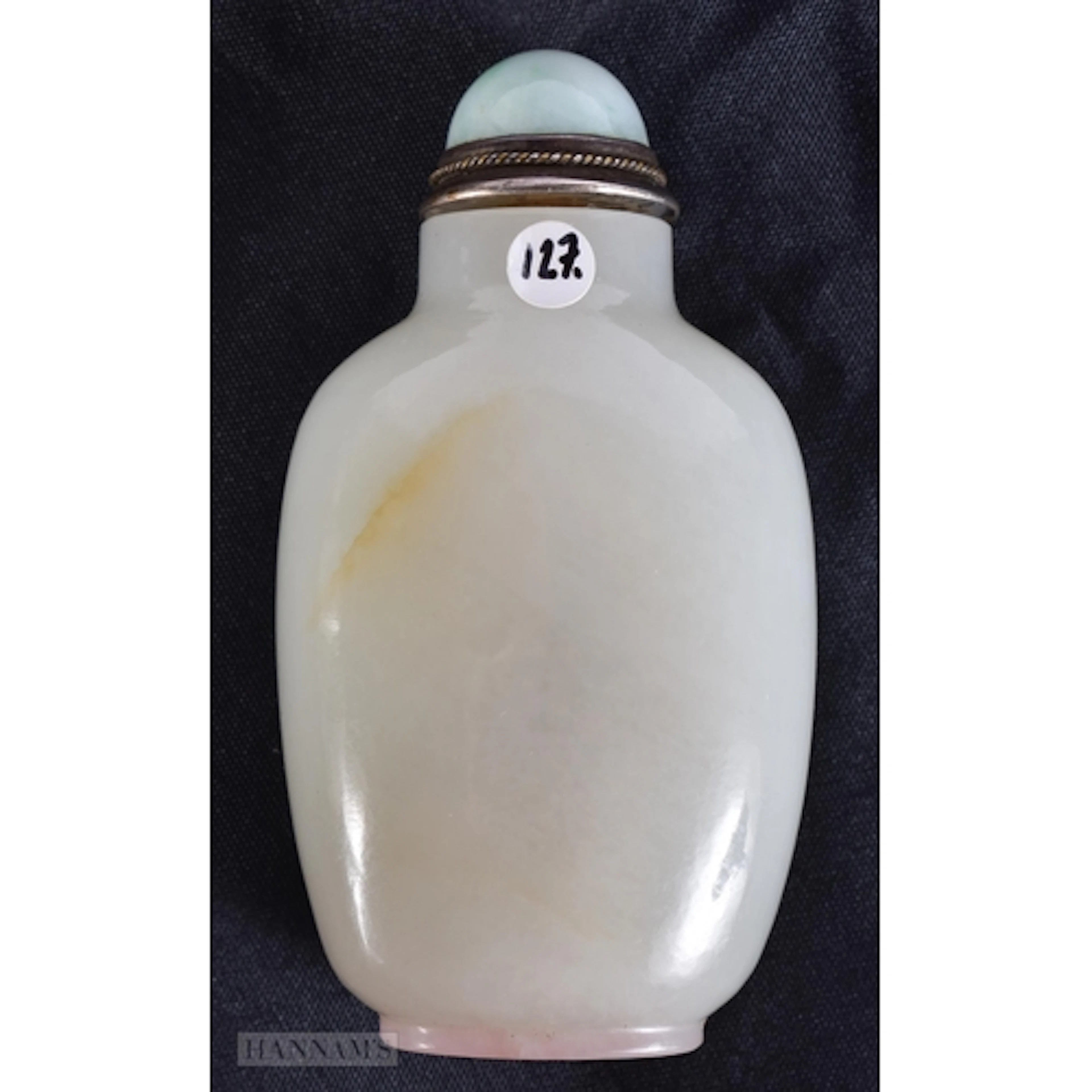A FINE 18TH CENTURY CHINESE CARVED WHITE JADE SNUFF BOTTLE A...