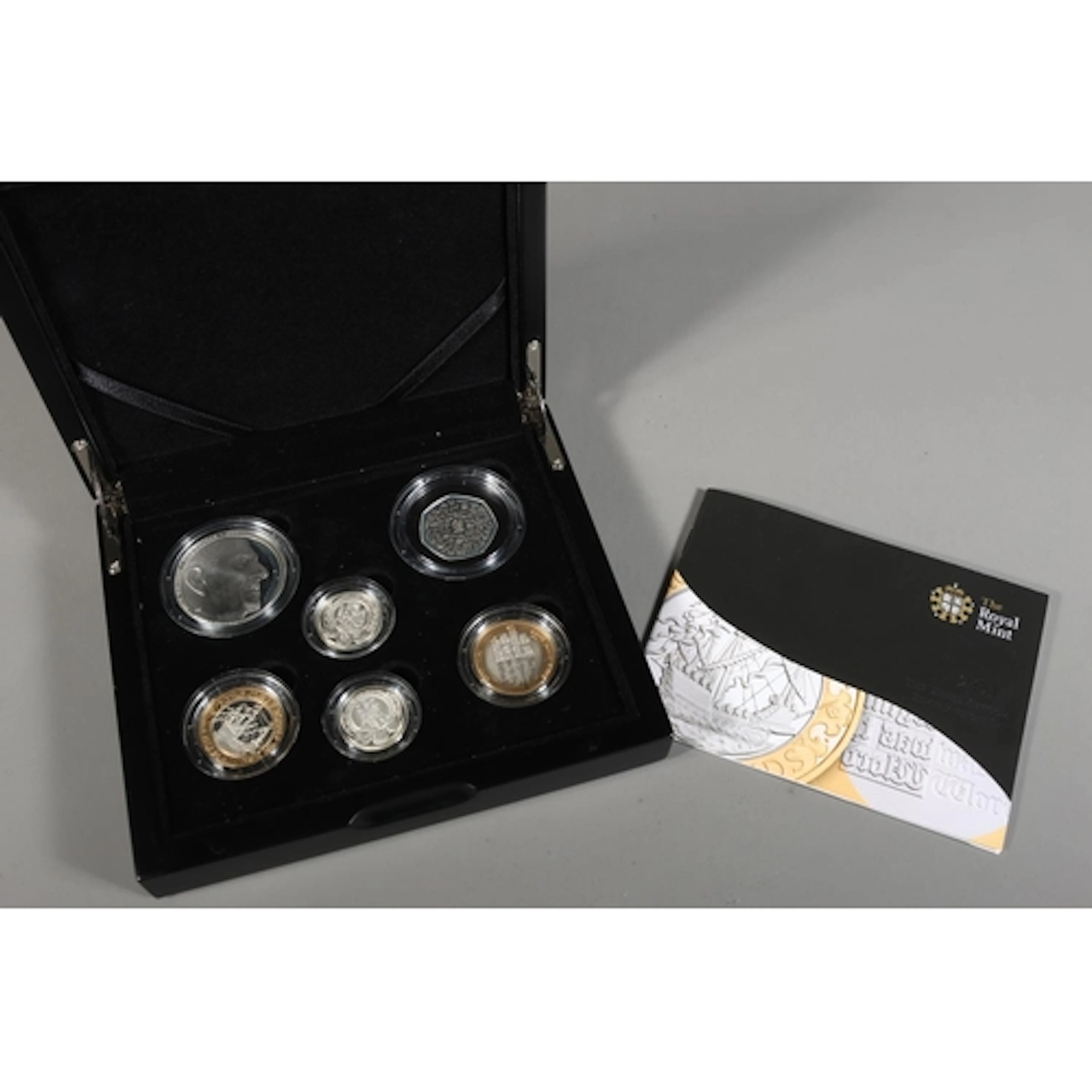 UNITED KINGDOM Queen Elizabeth II (1952-2022) Piedfort Colle...