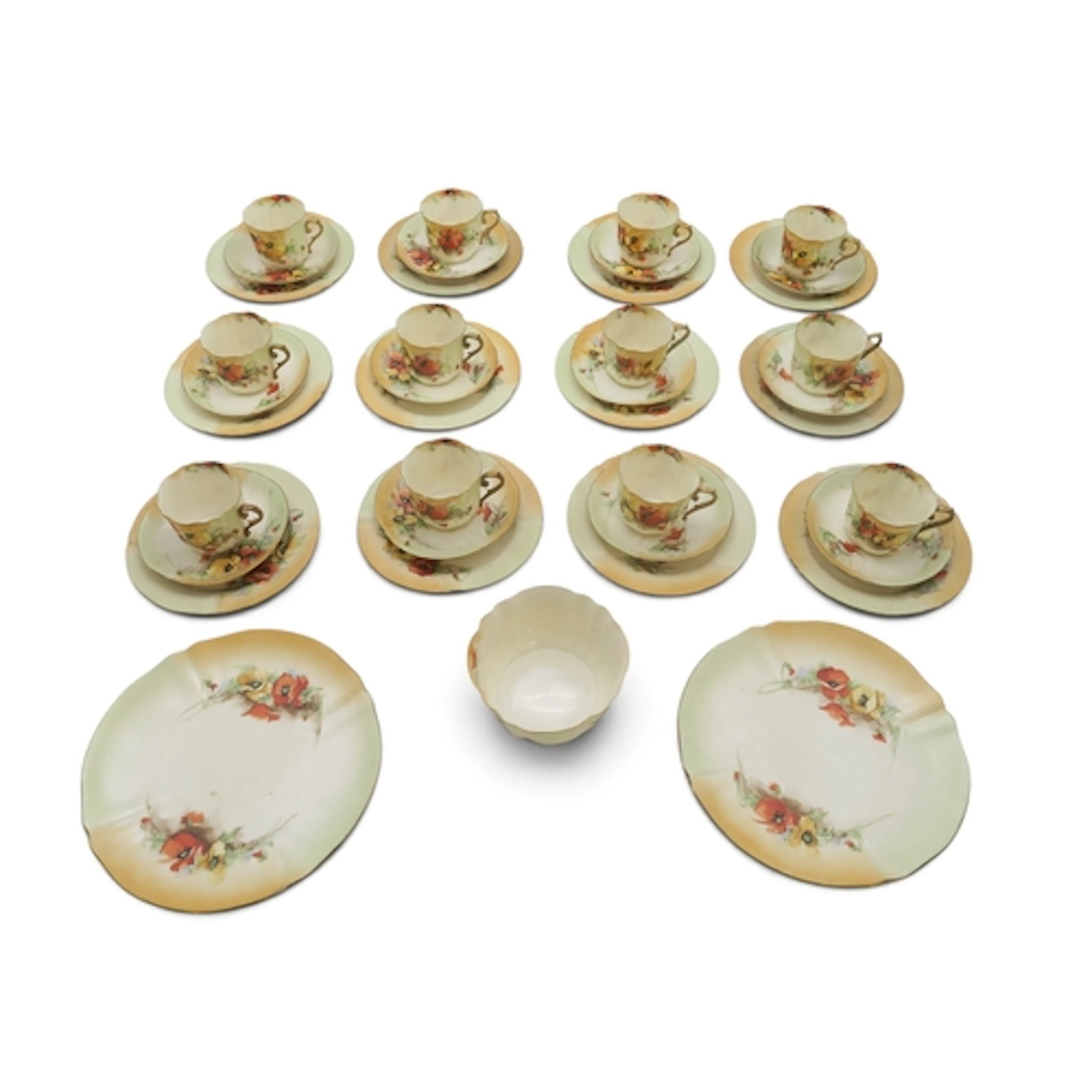 A NAUTILUS PORCELAIN POPPY PAINTED TEA SET comprising twelve...