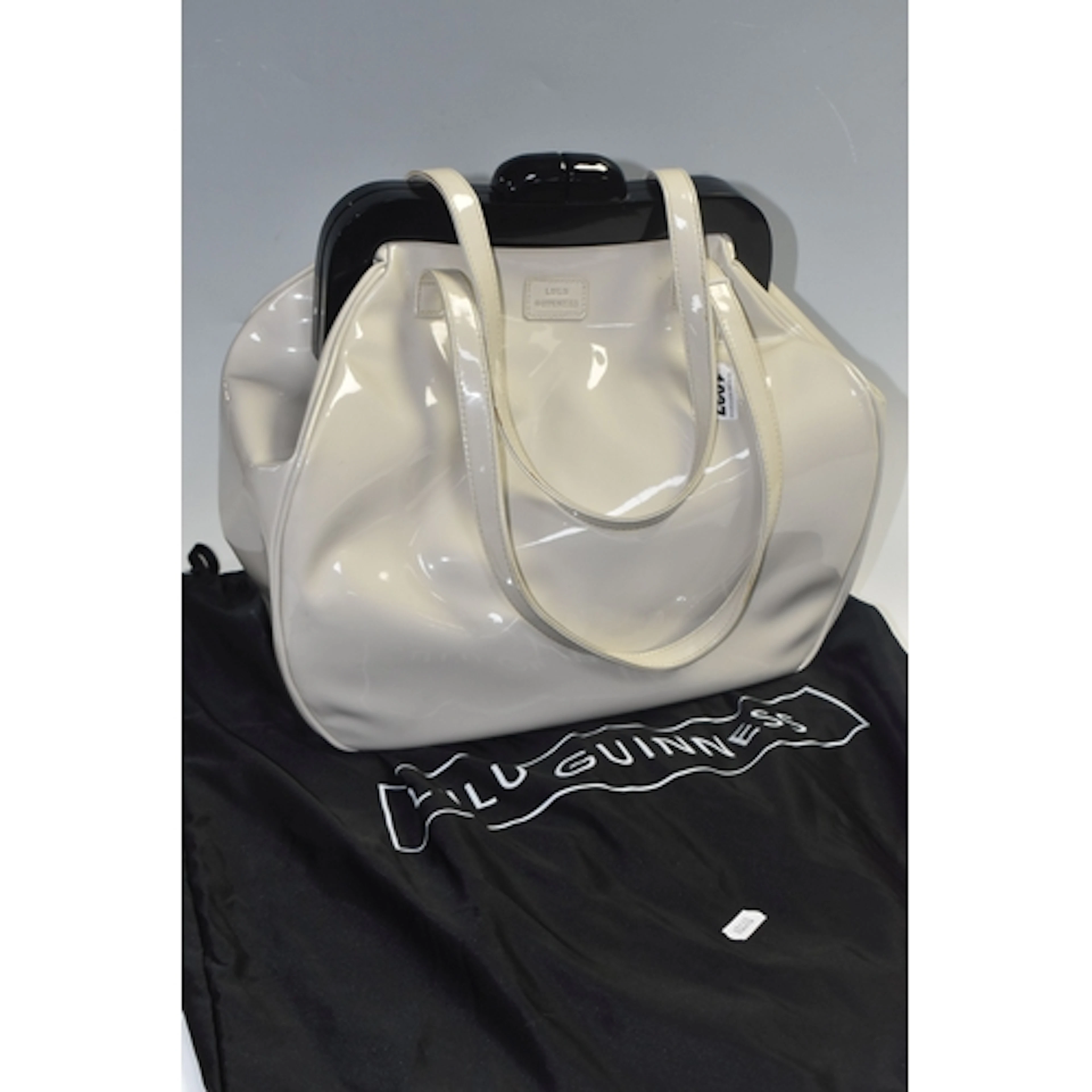 LULU GUINNESS NUDE PATENT LEATHER HANDBAG, style large Poll...
