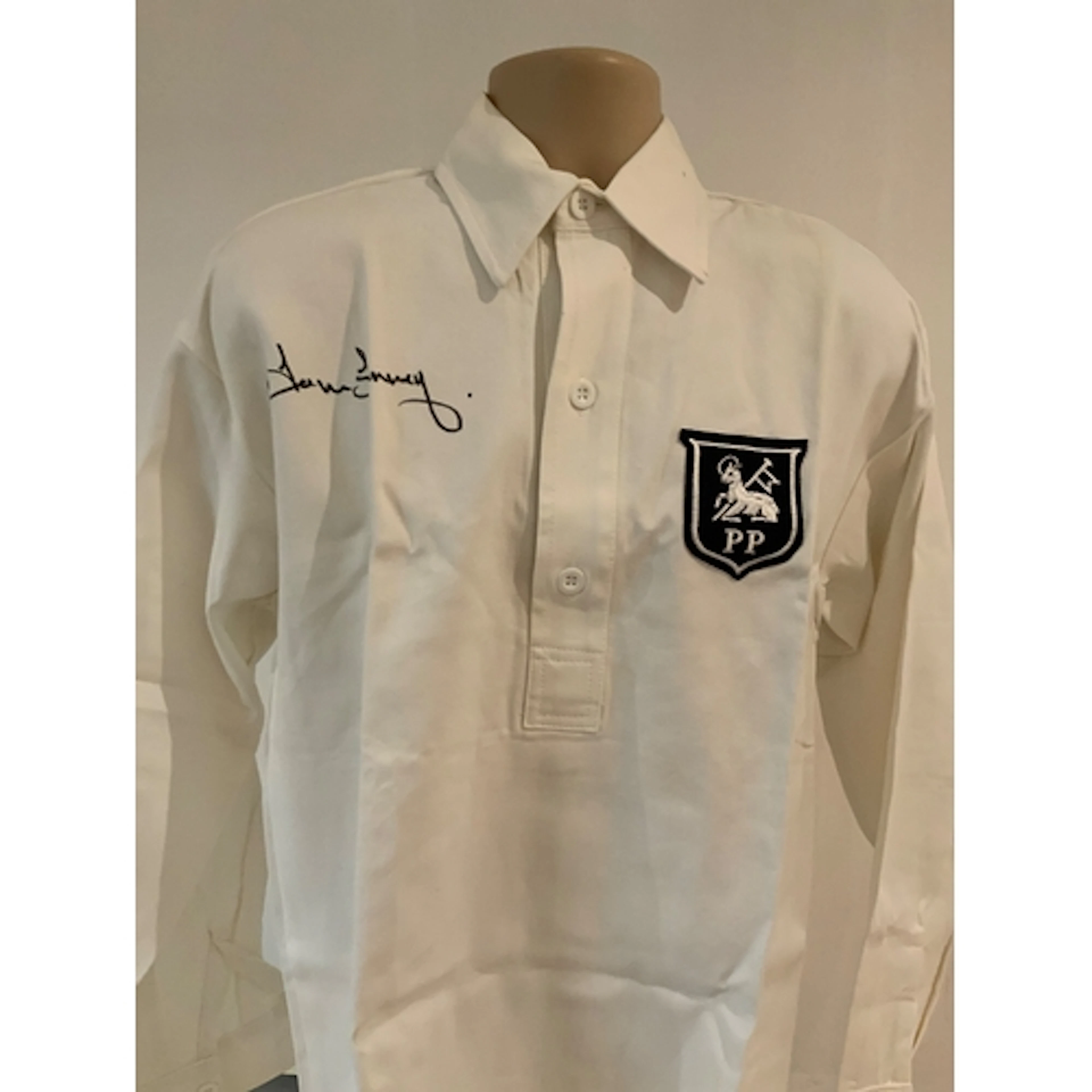 Preston Tom Finney Signed Football Shirt: Toffs replica long...