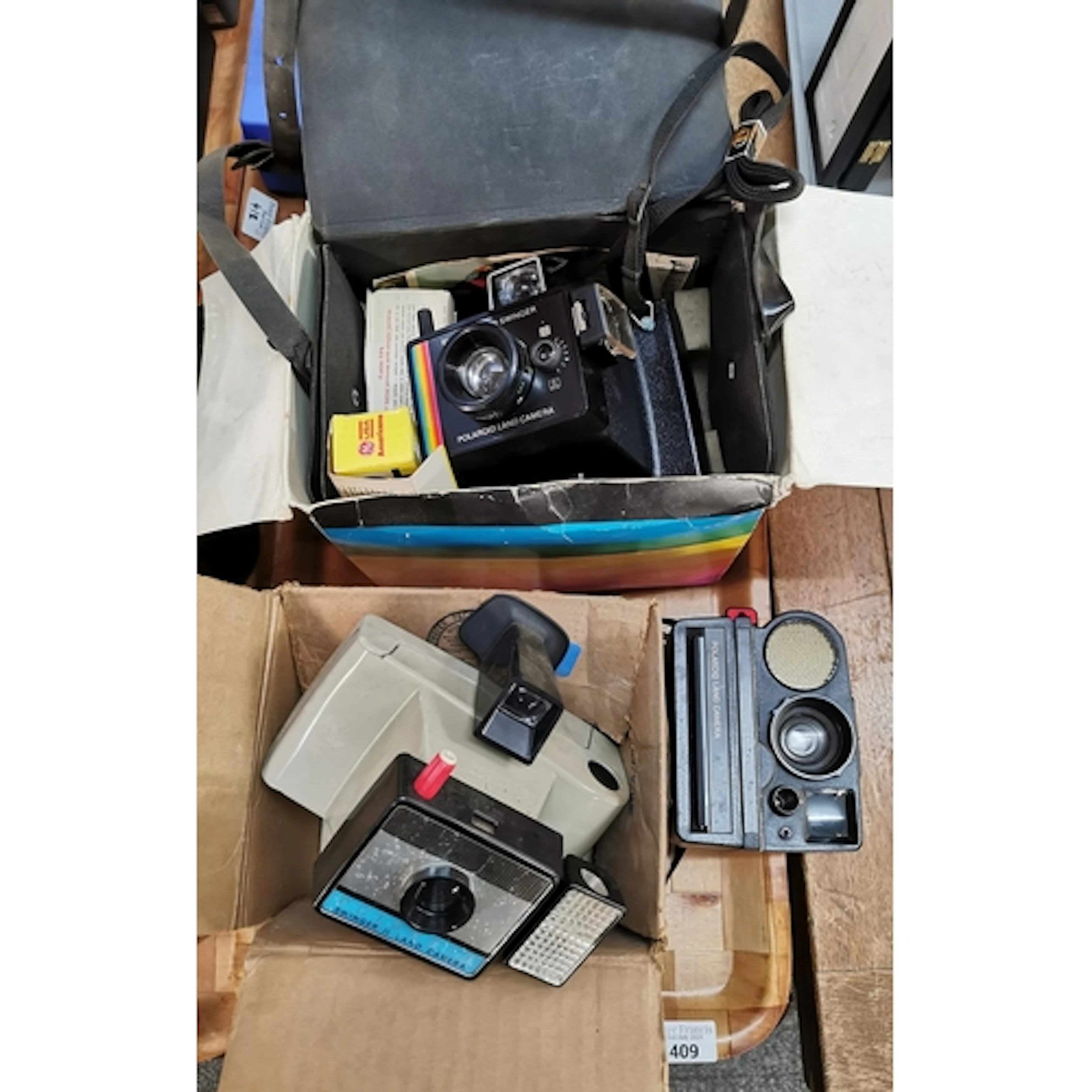 Vintage Supercolor Swinger Polaroid Land Camera, in original...