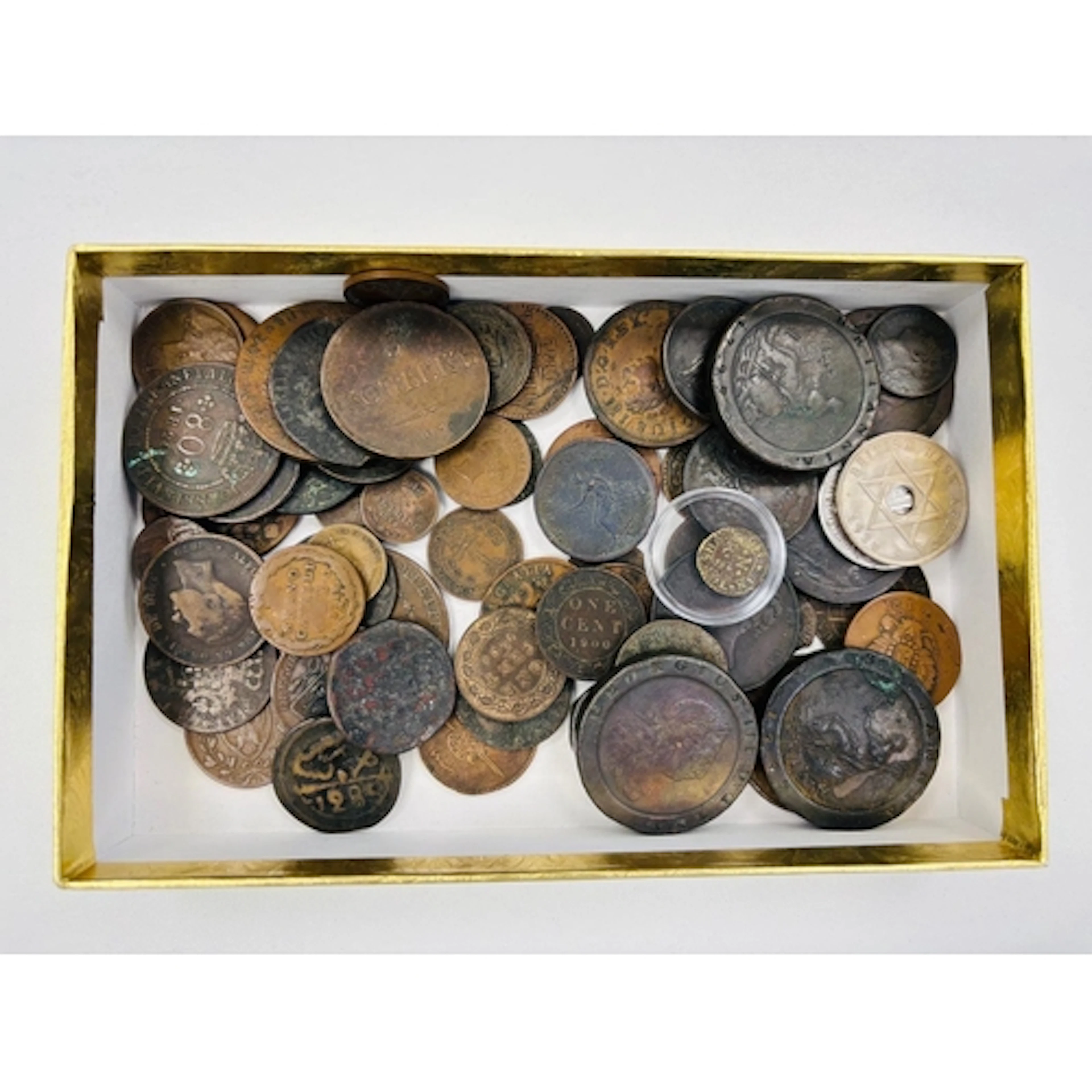 A small box of mostly early world and GB bronze, copper coin...