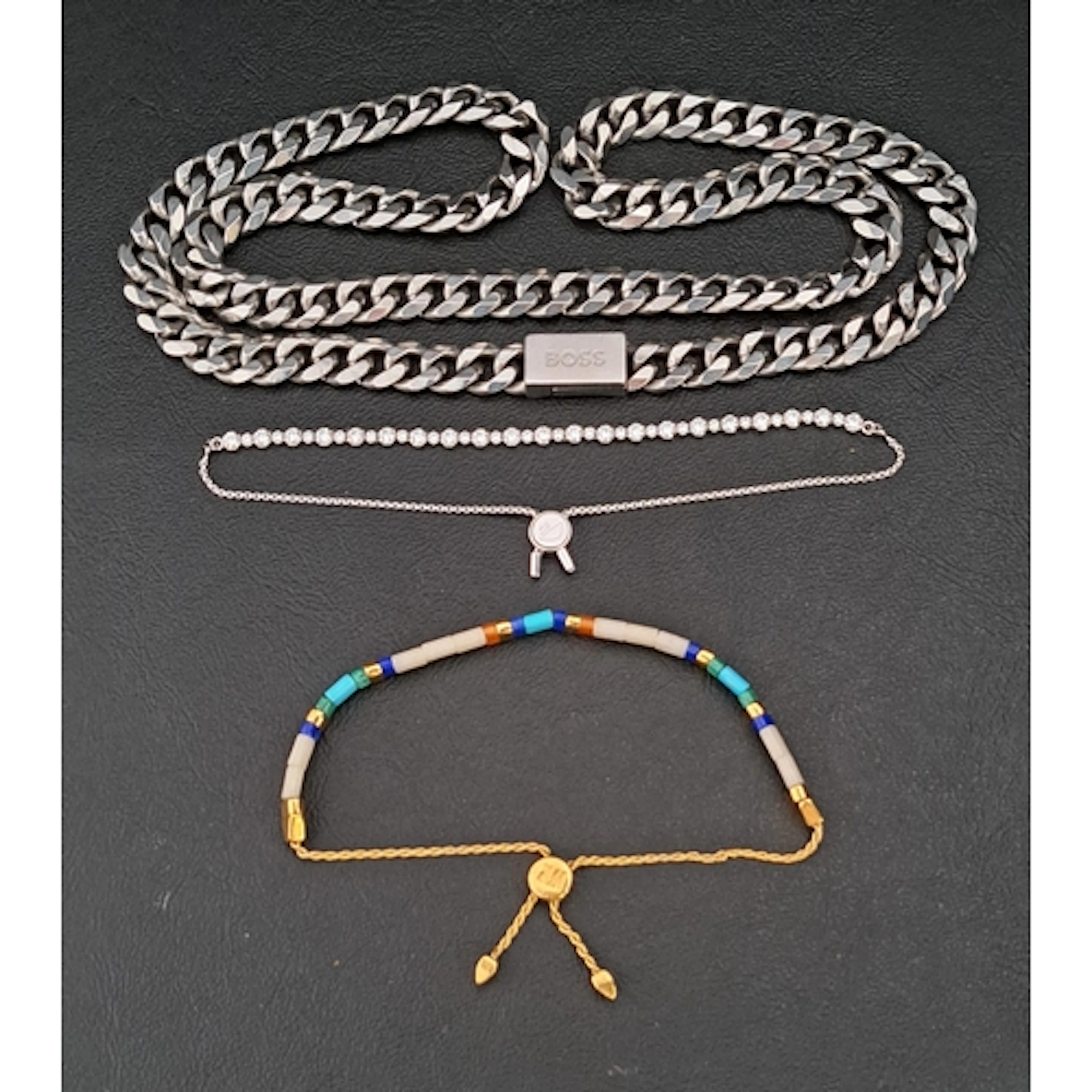 SELECTION OF FASHION JEWELLERY comprising a Monica Vinader ...