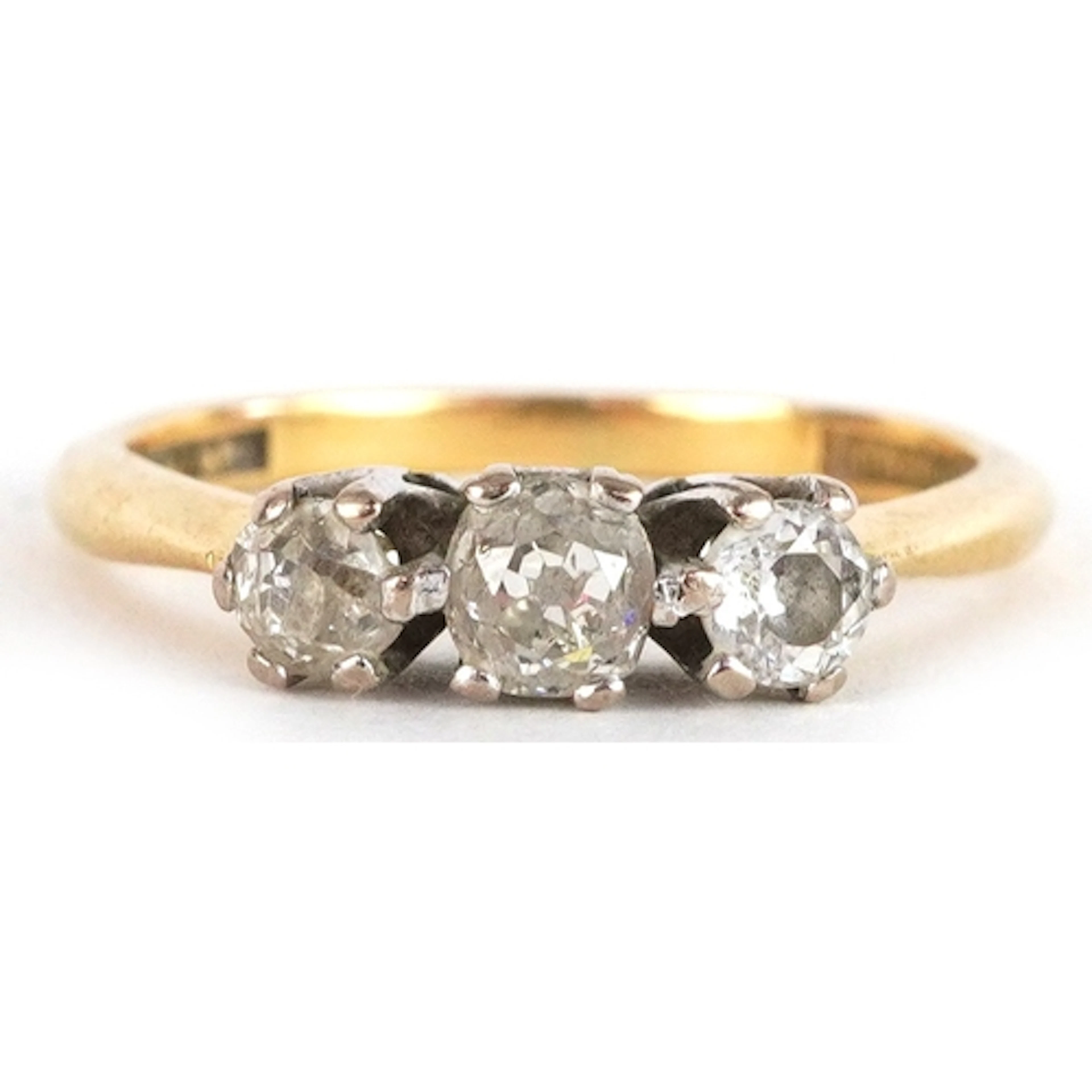 18ct gold and platinum diamond three stone ring, size L/M, 3...