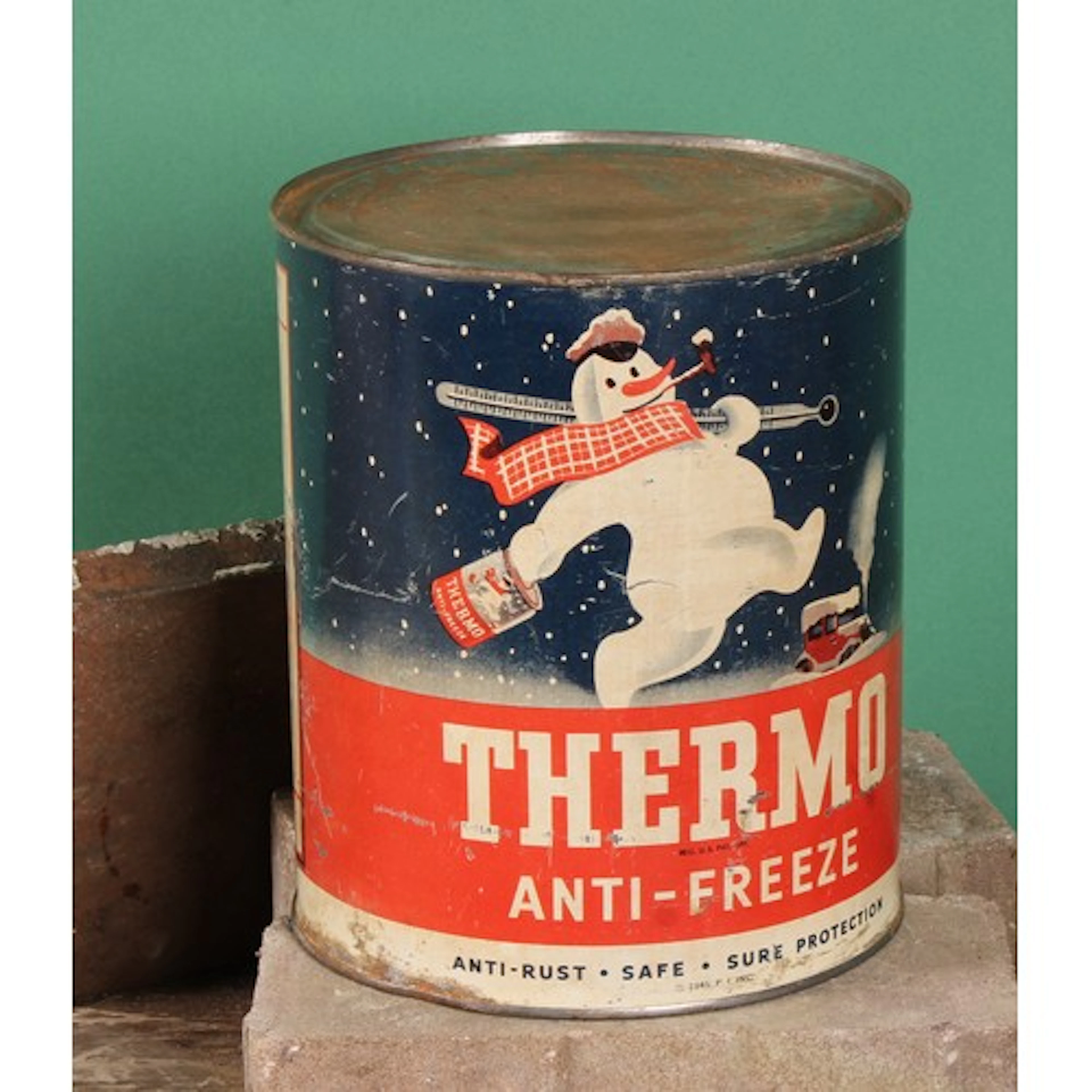 Advertising - Automobilia - a mid 20th century one gallon dr...