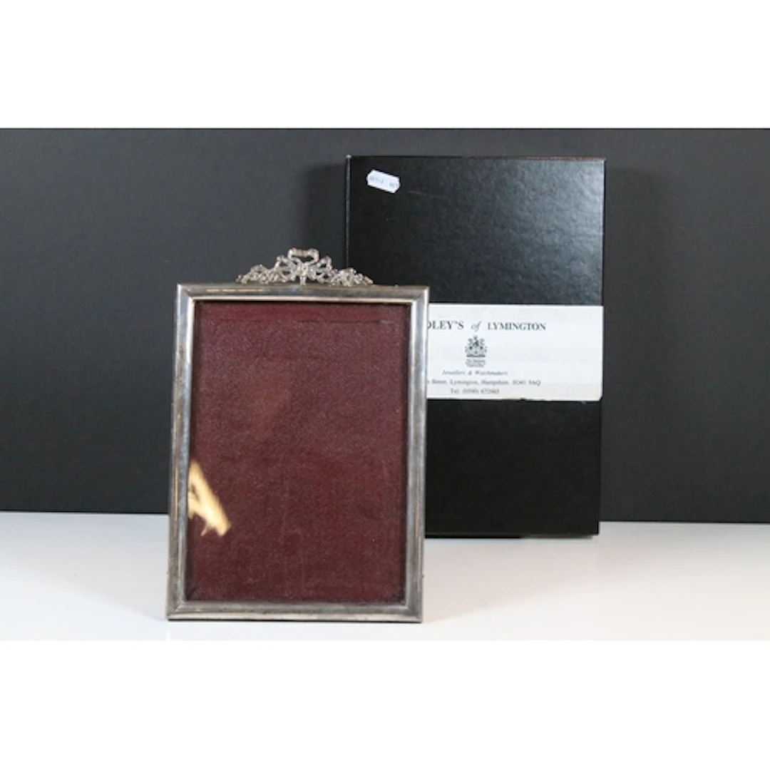 20th century silver photo frame, marked for Birmingham 1927,...