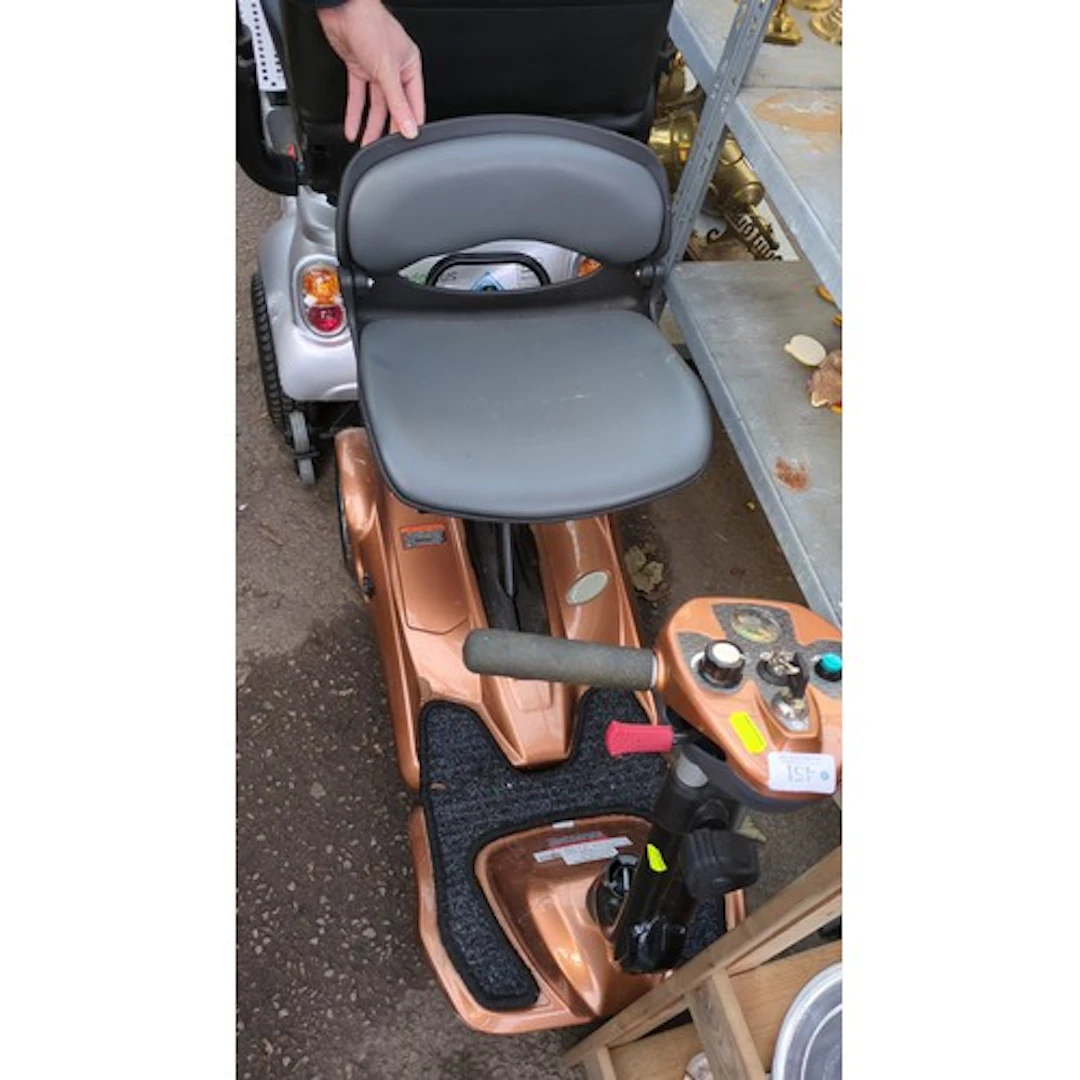 Drive DeVilbiss S21 folding electric mobility scooter, manuf...