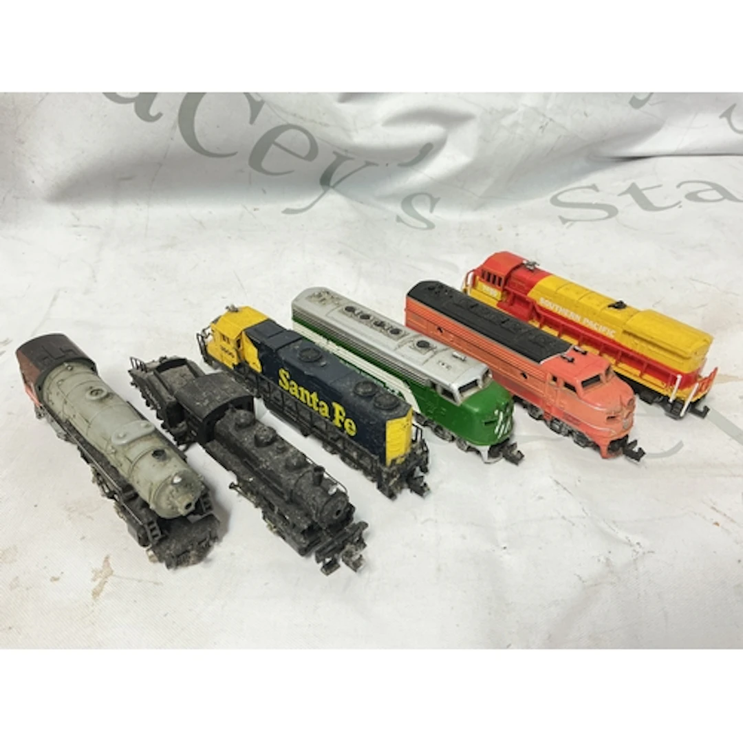 A Collection Of 6 N Gauge Locomotives Including Life-Like An...