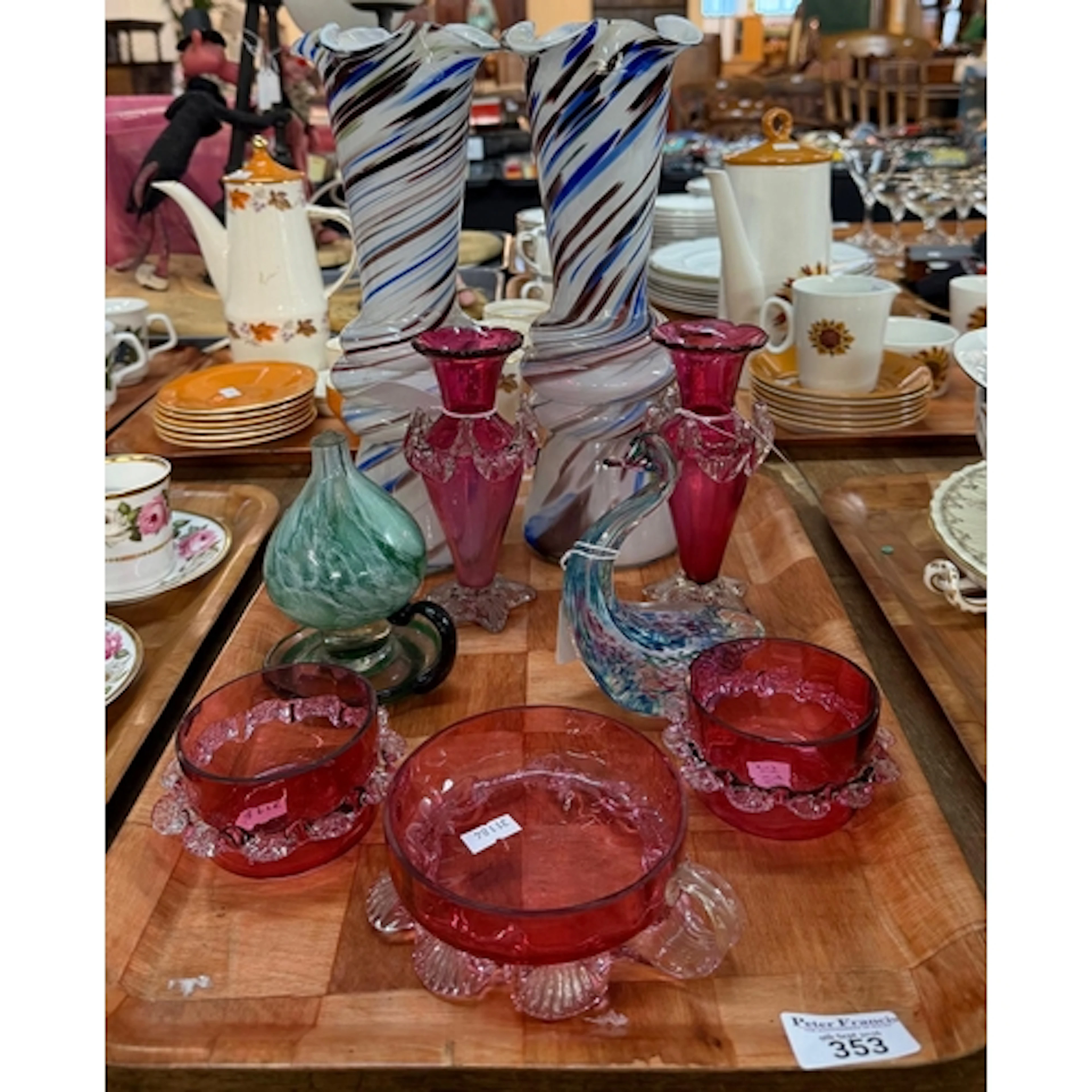 Tray of assorted glassware to include: pair of Art Glass mar...